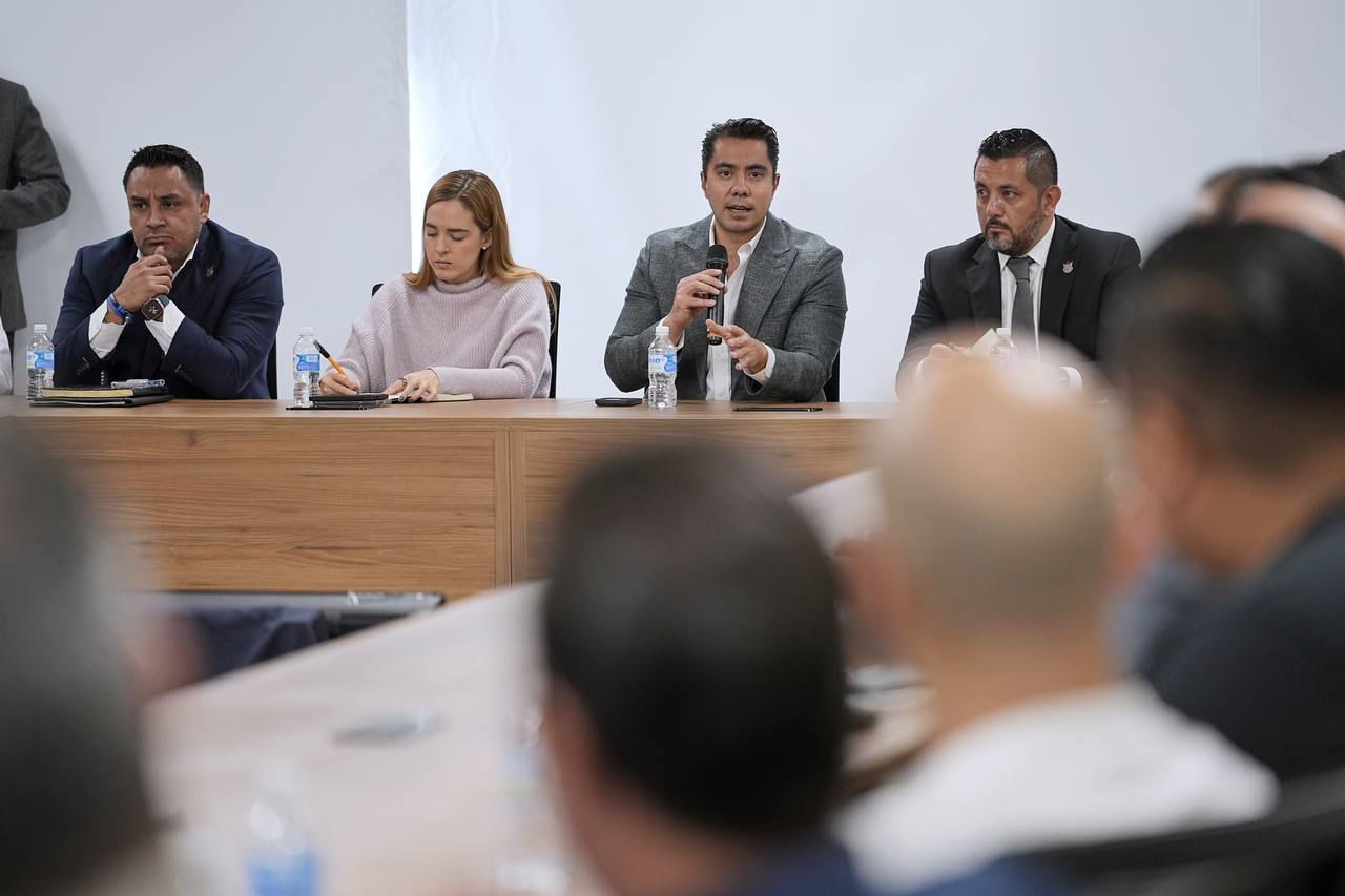 Presentan medidas de inspección y operativos conjuntos en bares y restaurantes ante empresarios y cámaras comerciales