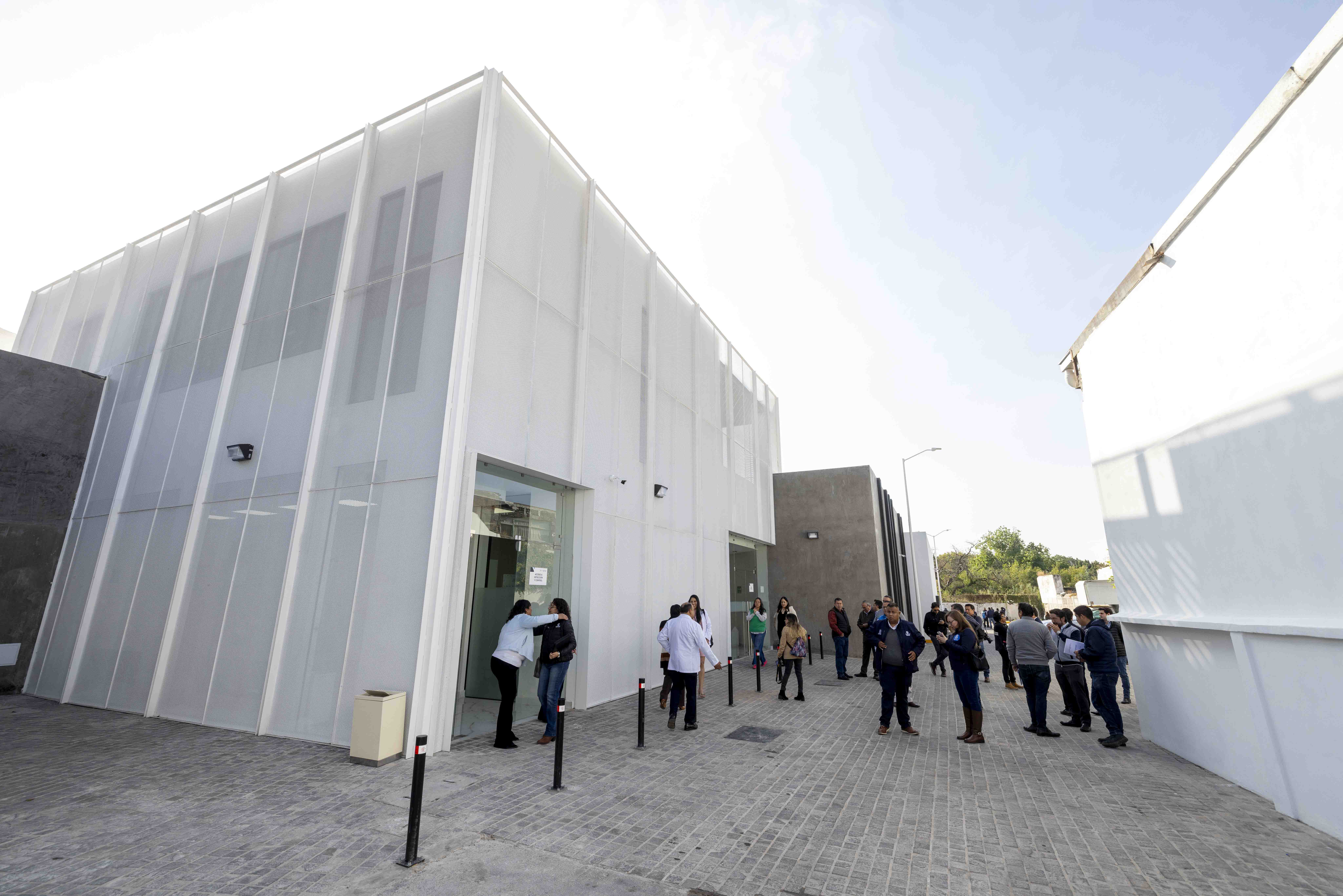 Inaugura Mauricio Kuri Centro de Salud Urbano en San Juan del Río
