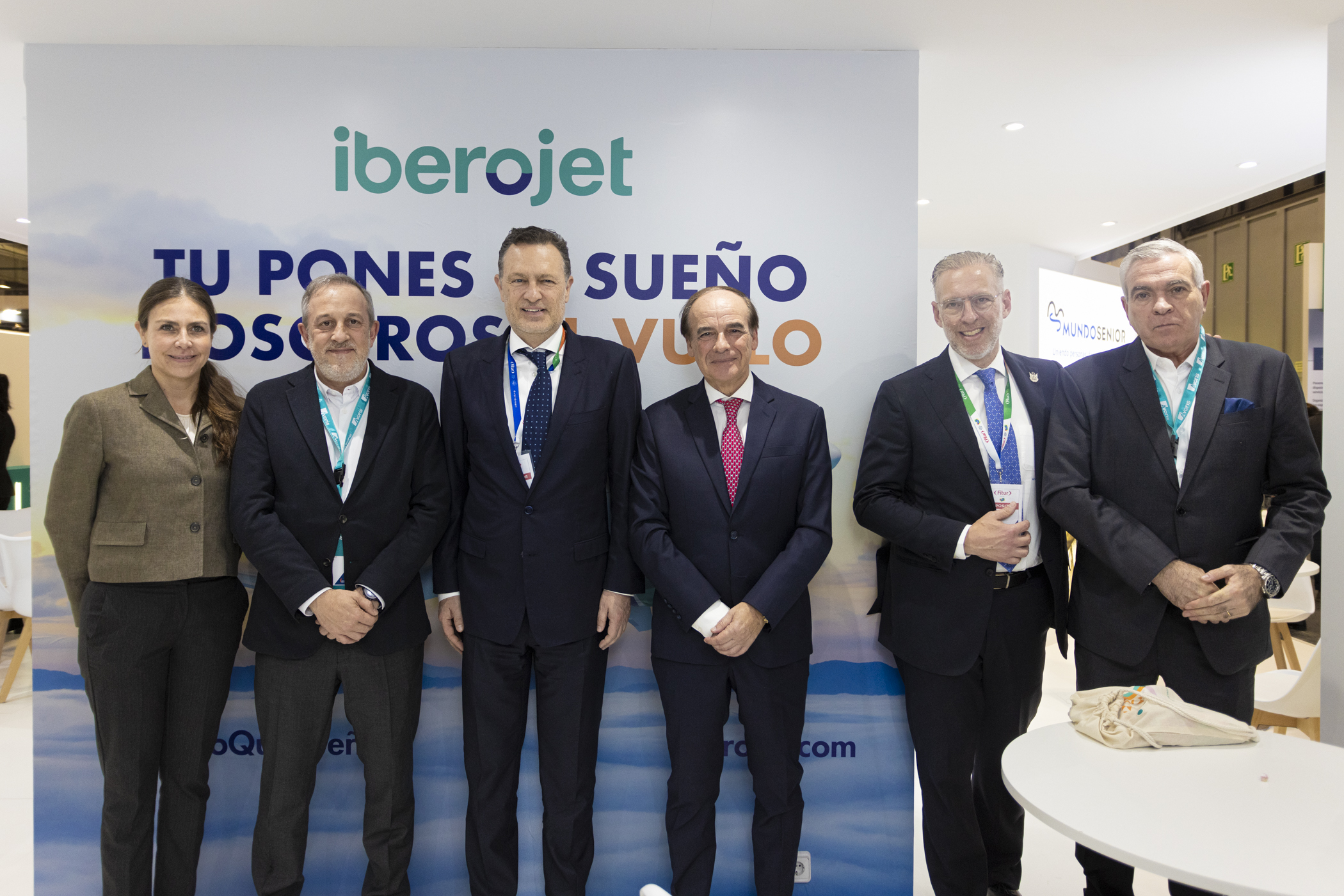 Explora gobernador Mauricio Kuri proyectos con Iberojet