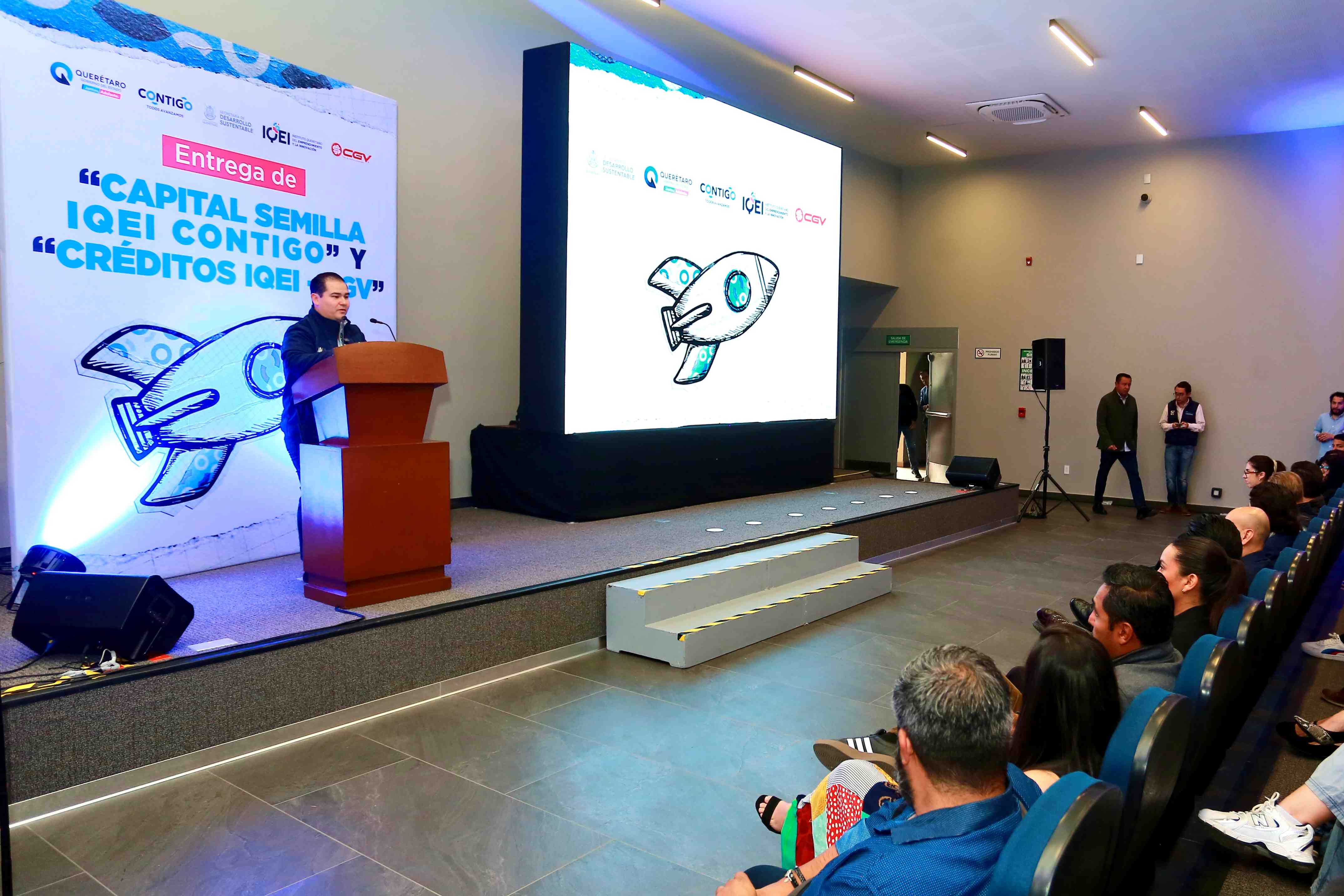 Marco Del Prete otorga créditos y capital semilla a emprendedores queretanos