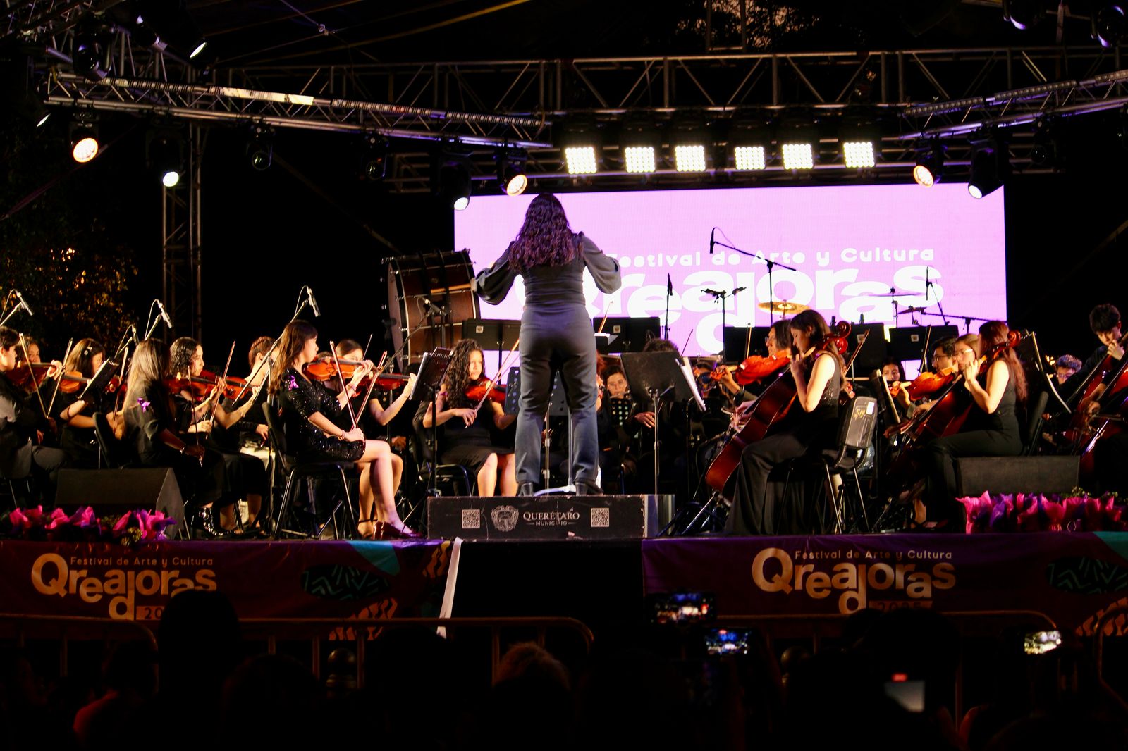 Más de 15 mil personas disfrutaron la primera edición del Festival de Arte y Cultura Qreadoras