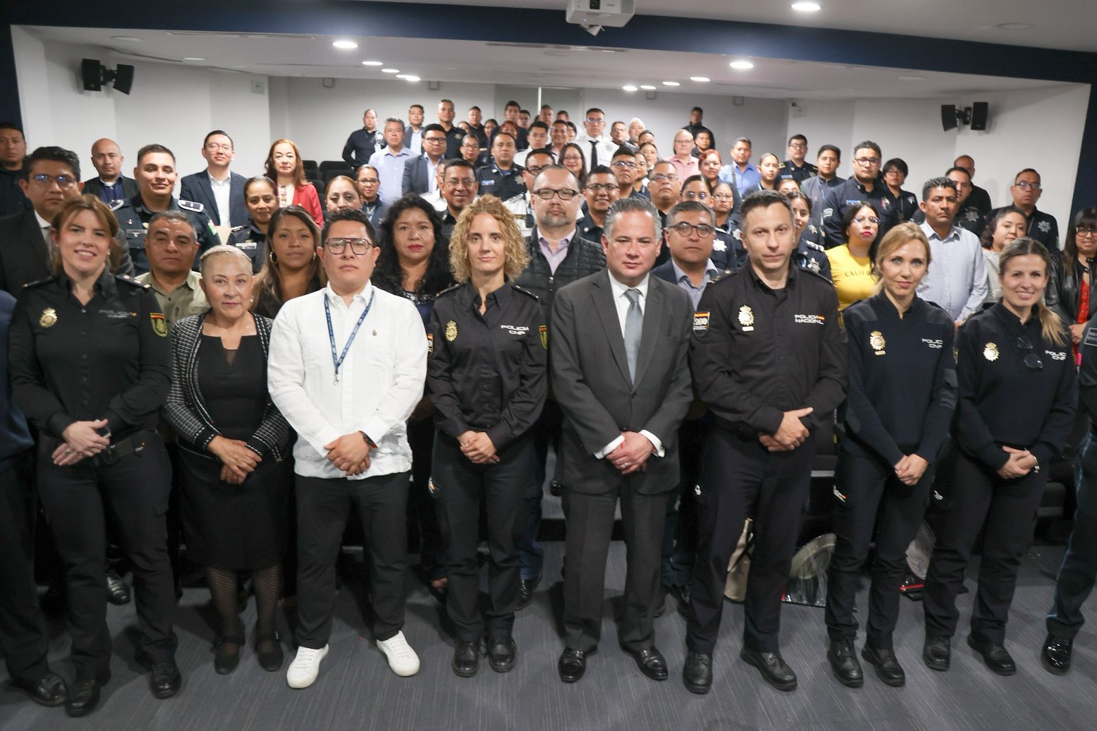 Resalta Santiago Nieto interés de Tlaxcala para prevenir el lavado de dinero