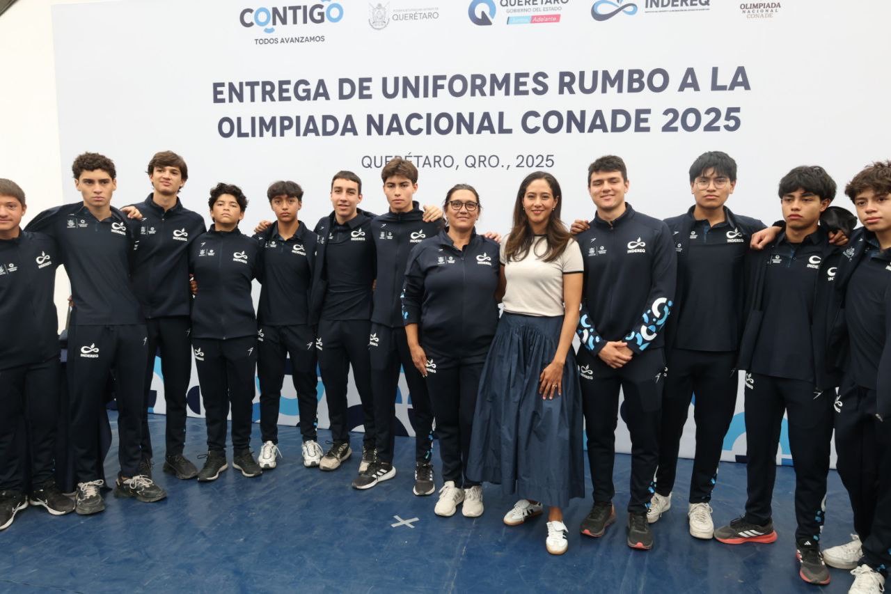 Entrega INDEREQ uniformes para Macrorregionales CONADE 2025