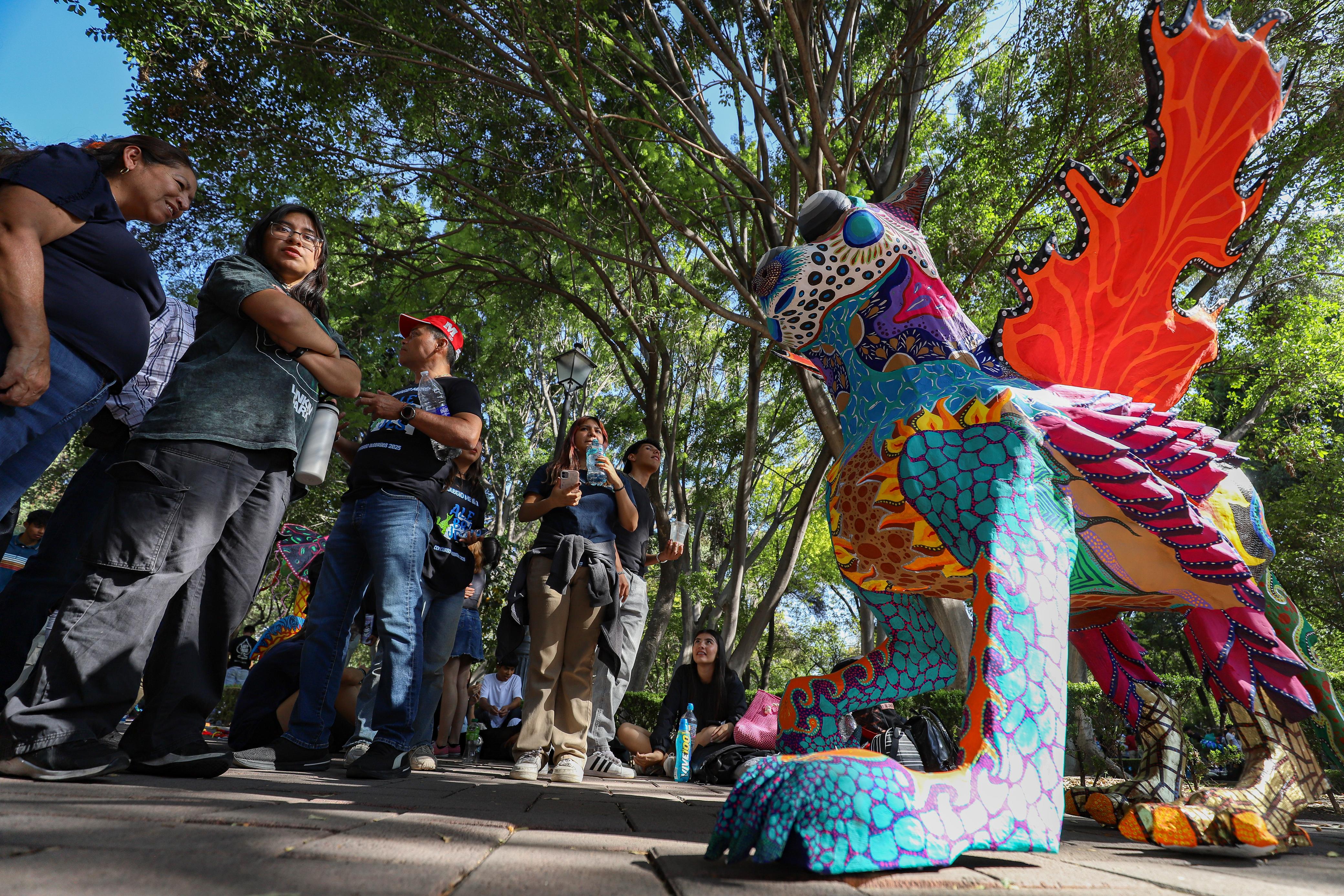 Reconoce UAQ talento artístico en Concurso de Alebrijes