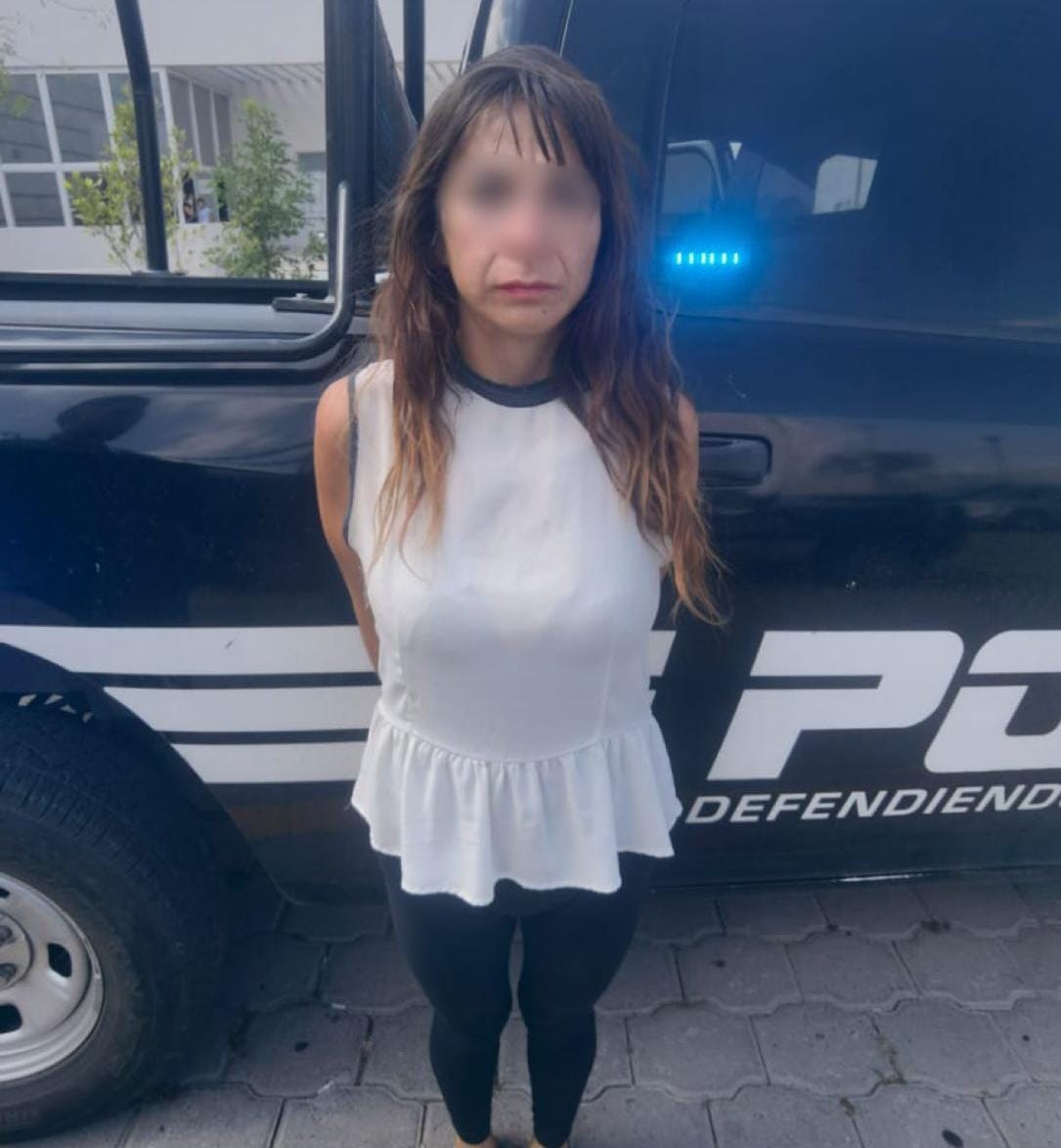 POES detiene a mujer por violencia familiar en San Juan del Río