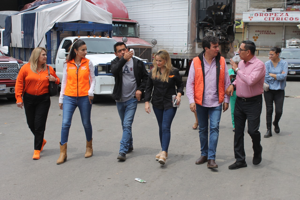 Recorre Paulina Aguda la Central de Abastos