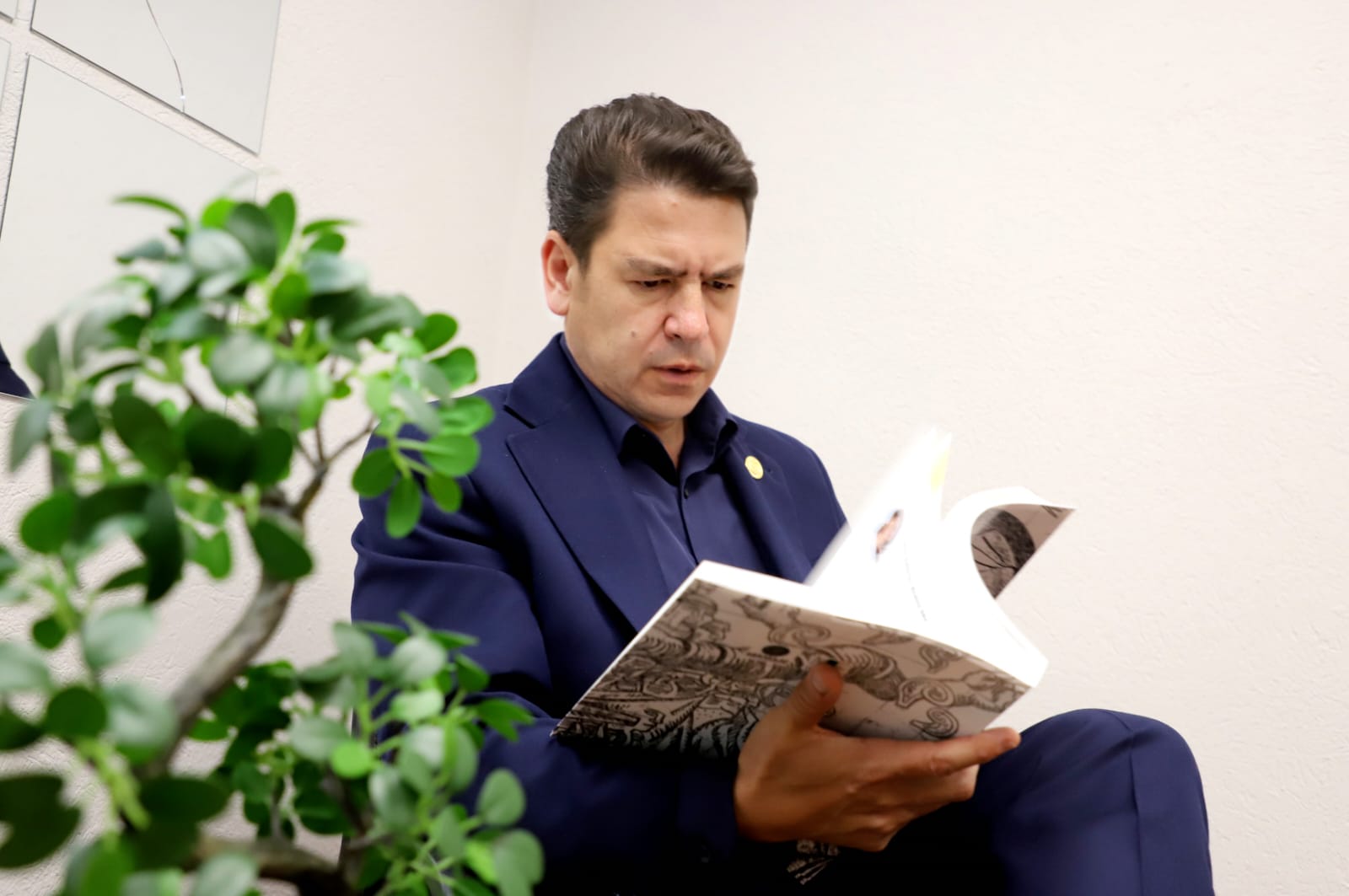 Astudillo presenta iniciativa que obligará a gasolineras dar acceso gratuito a sanitarios 