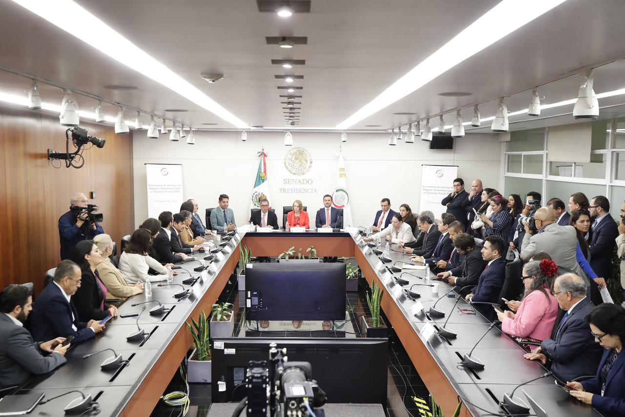 La senadora Bety Robles destaca la importancia del Paquete Económico 2026 para Querétaro