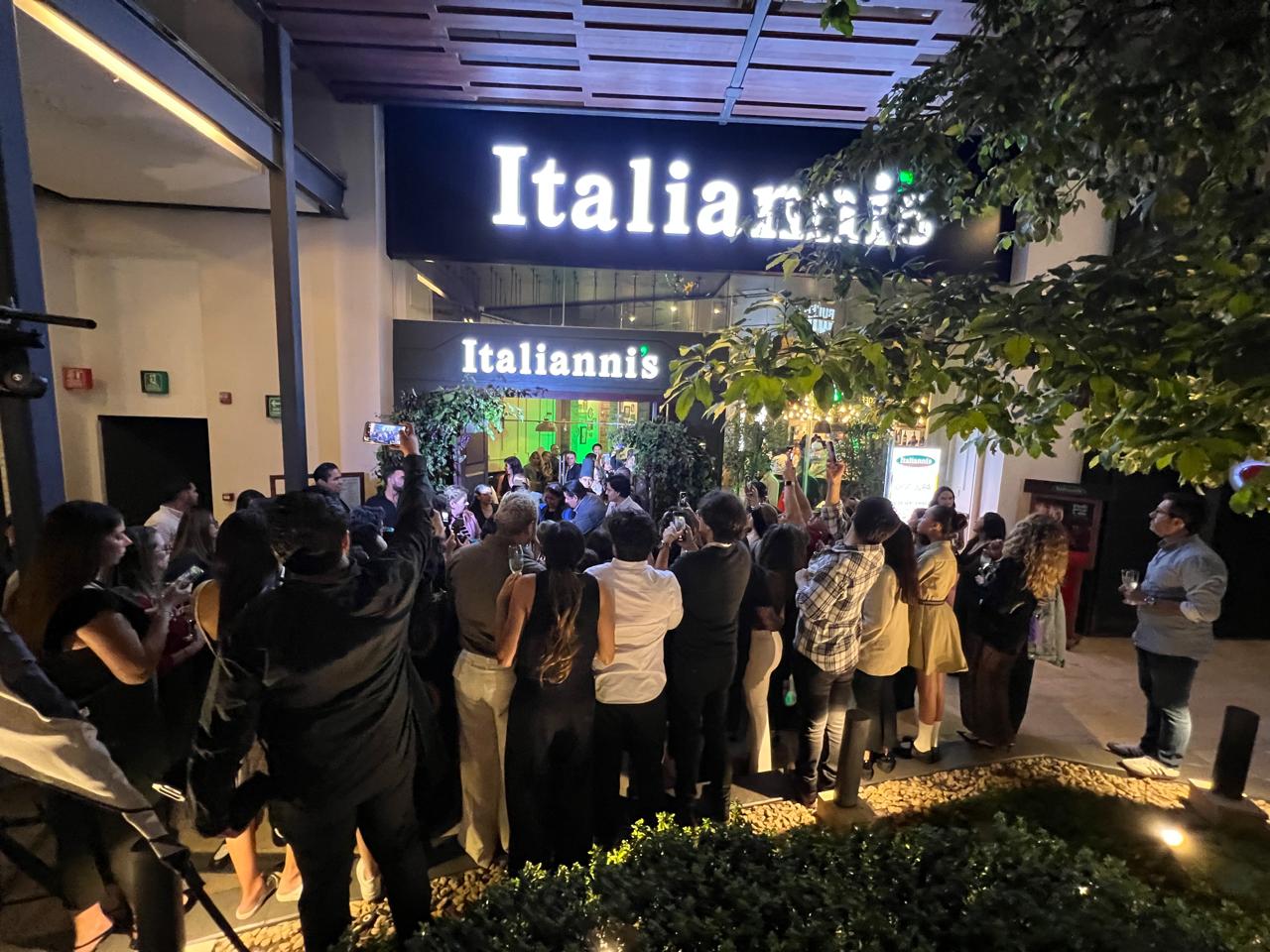 Abre Italianni’s nueva sucursal inspirada en la Toscana