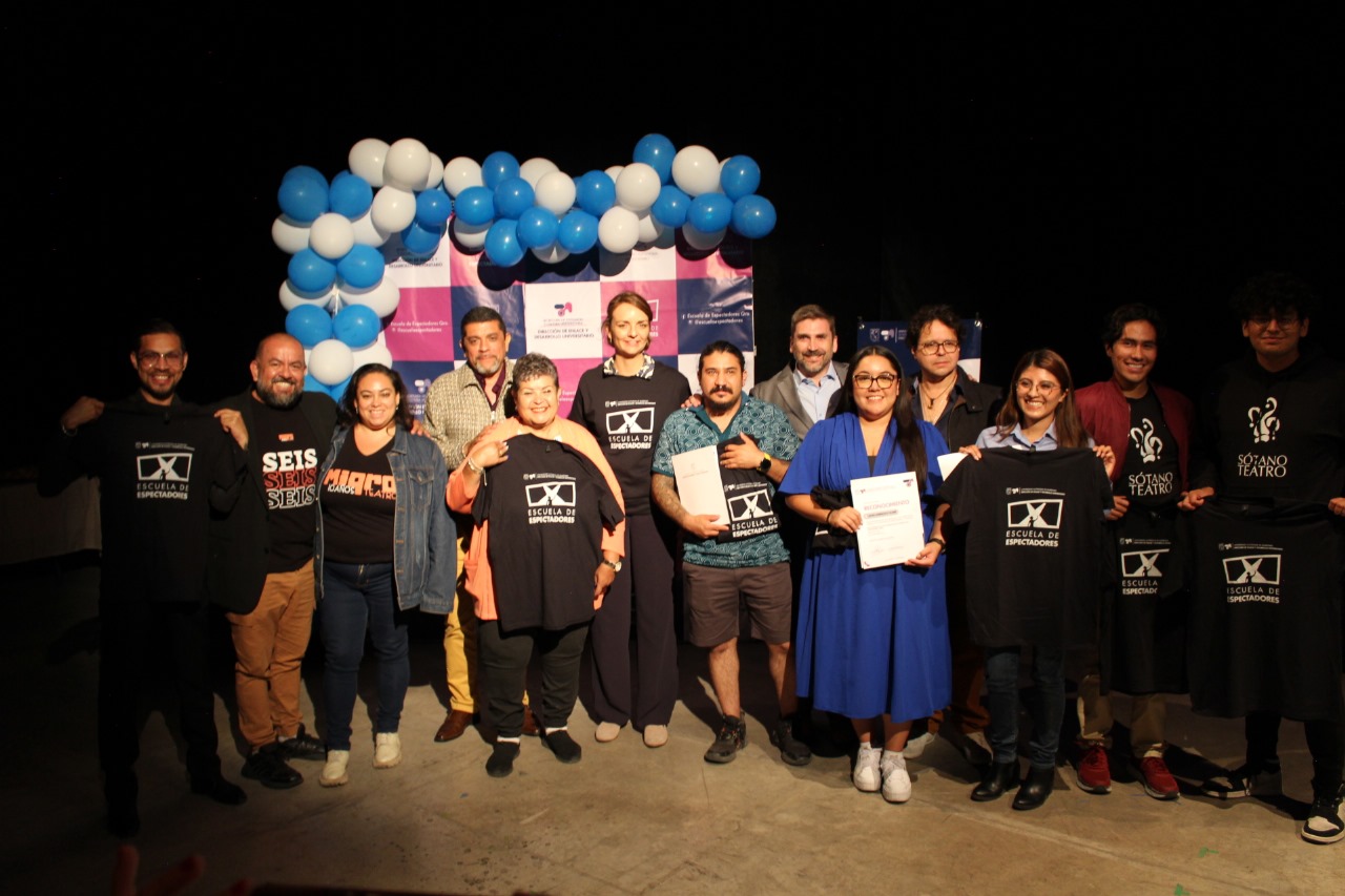En su 4 aniversario, Escuela de Espectadores UAQ premia a la comunidad de asistentes teatrales