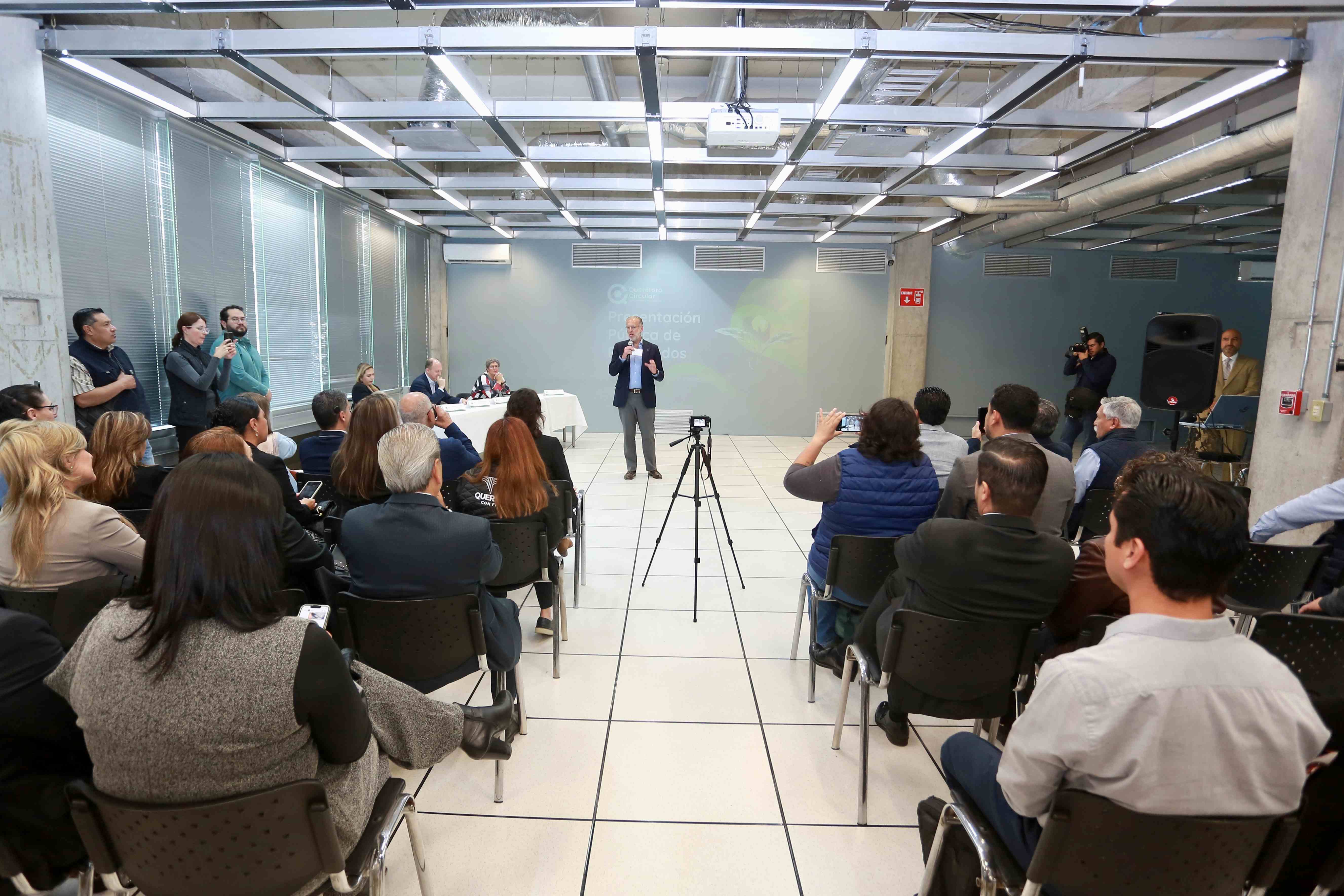 Encabeza Marco Del Prete presentación de resultados de Ecocircular