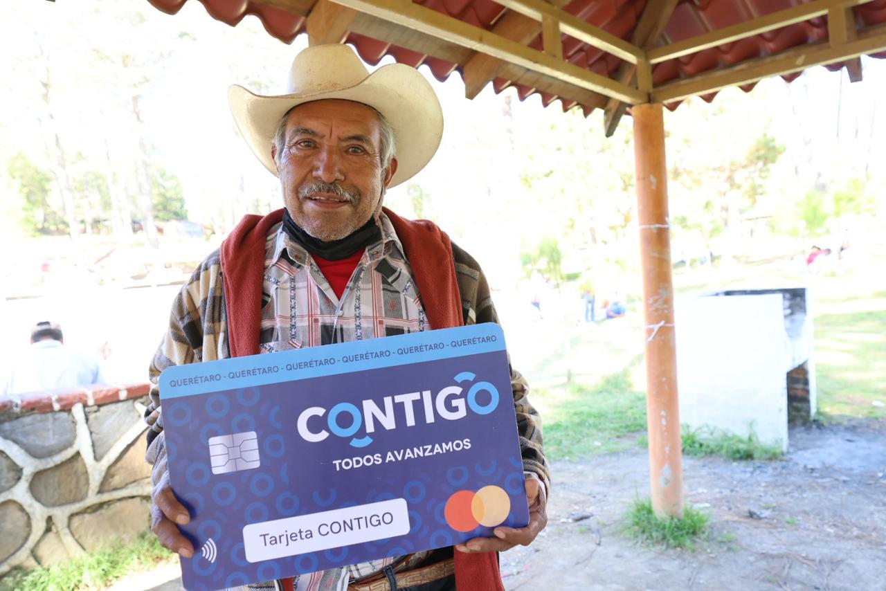 Apoya SEDEA a productores de San Joaquín y Cadereyta