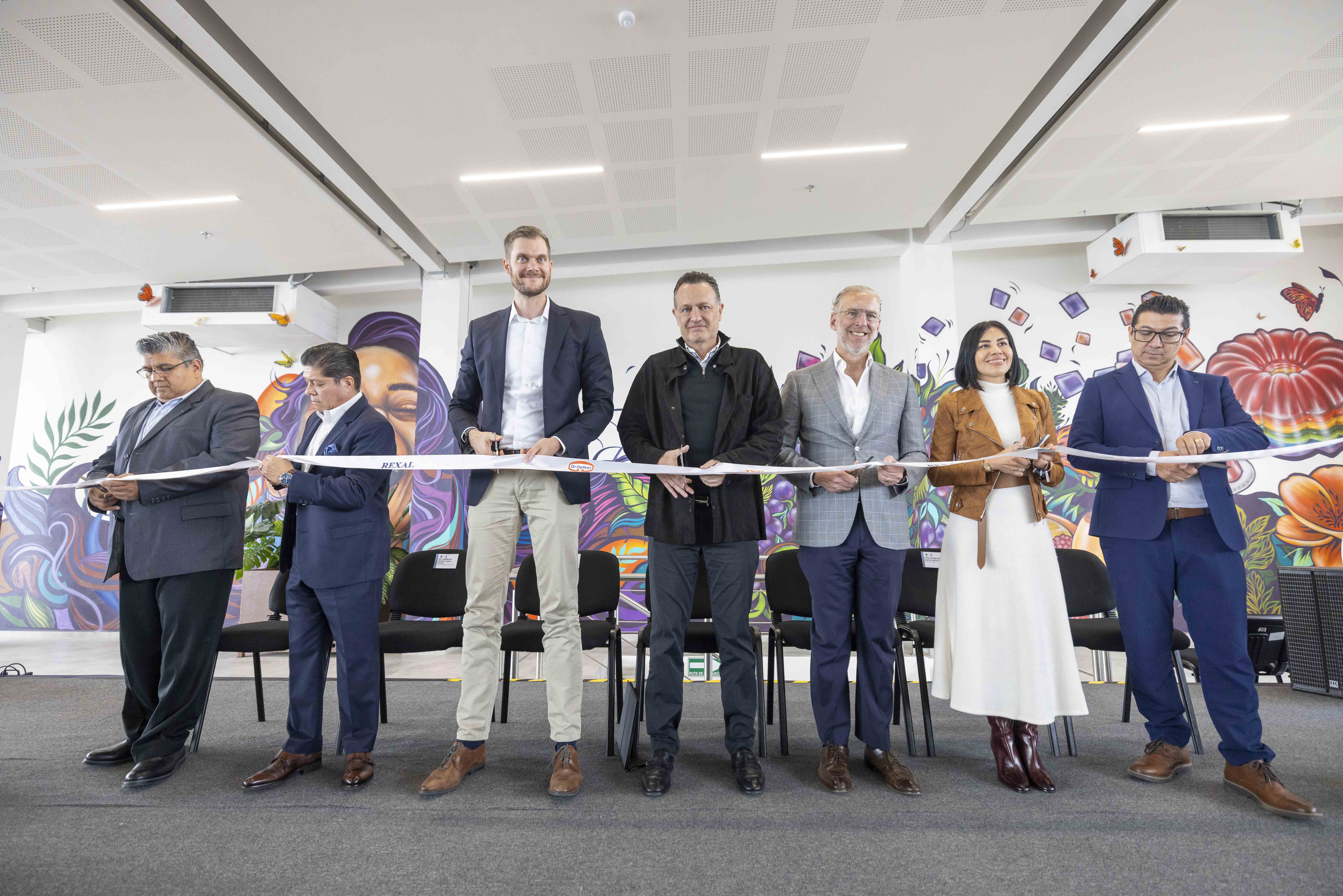 Inaugura Mauricio Kuri ampliación de la planta D´Gari y Rexal del Dr. Oetker México
