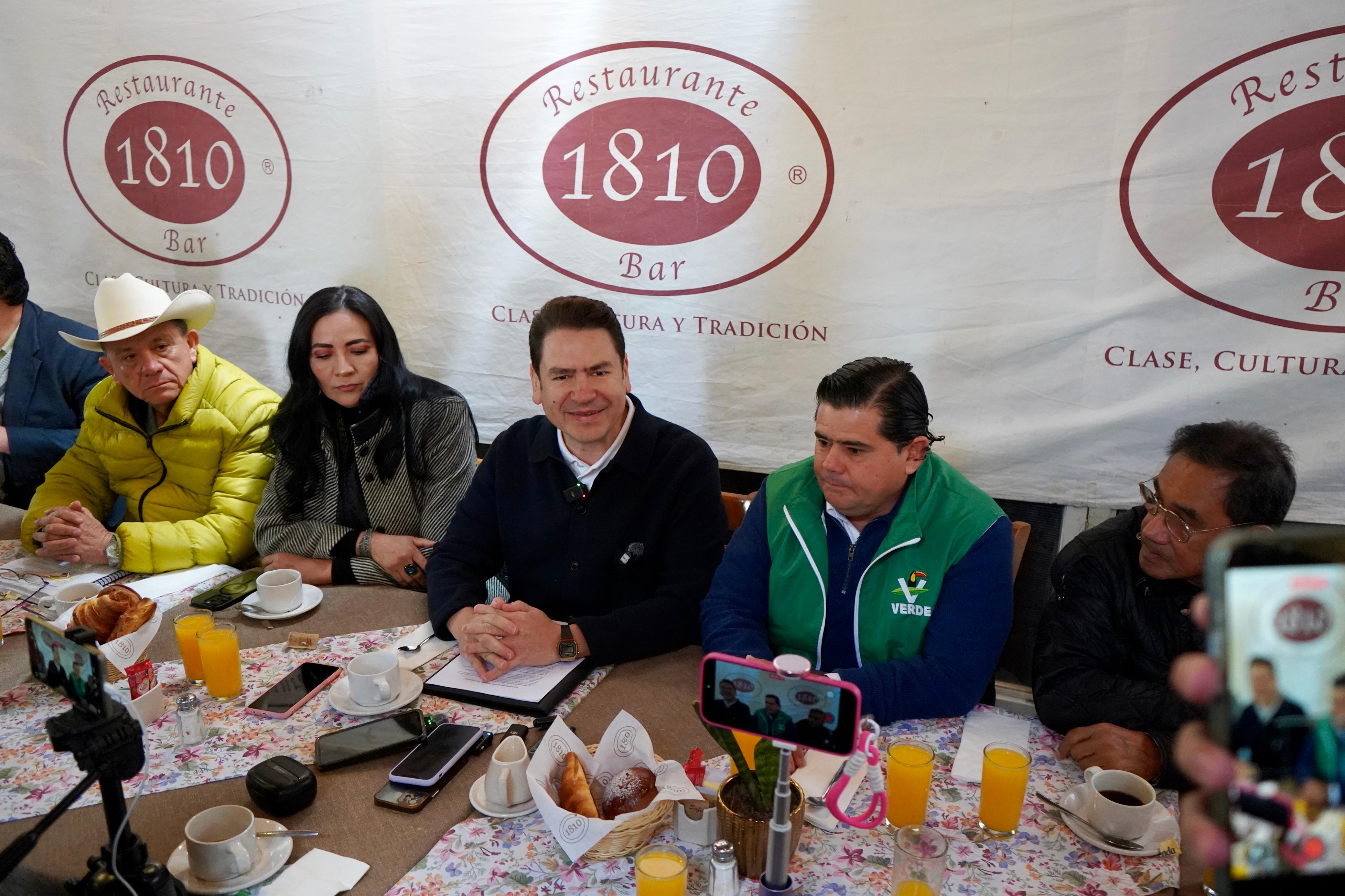 Astudillo incorpora a José Antonio Ortega Cerbón al Partido Verde en Querétaro