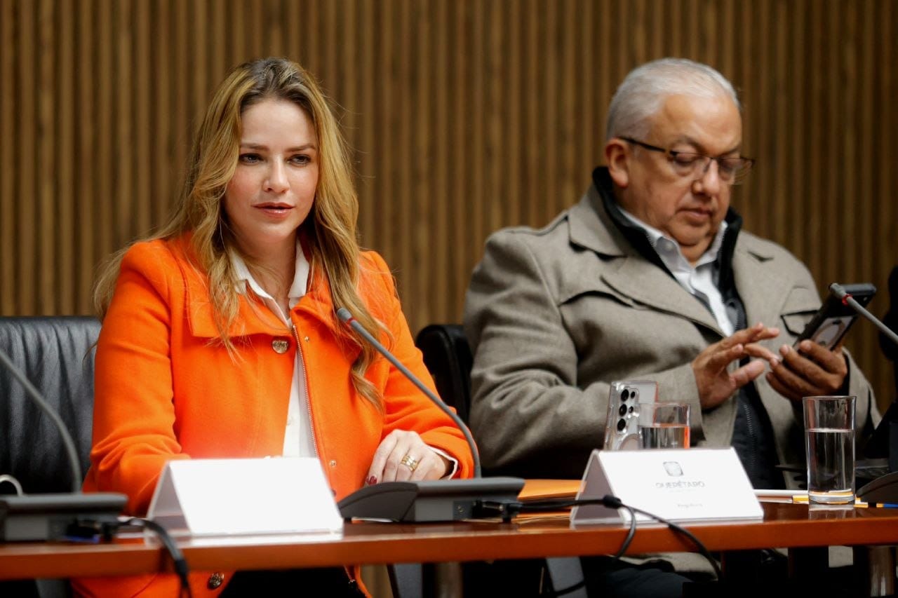 Exhorta Paulina Aguado designar Vocero Municipal para el Tren Méx-Qro.