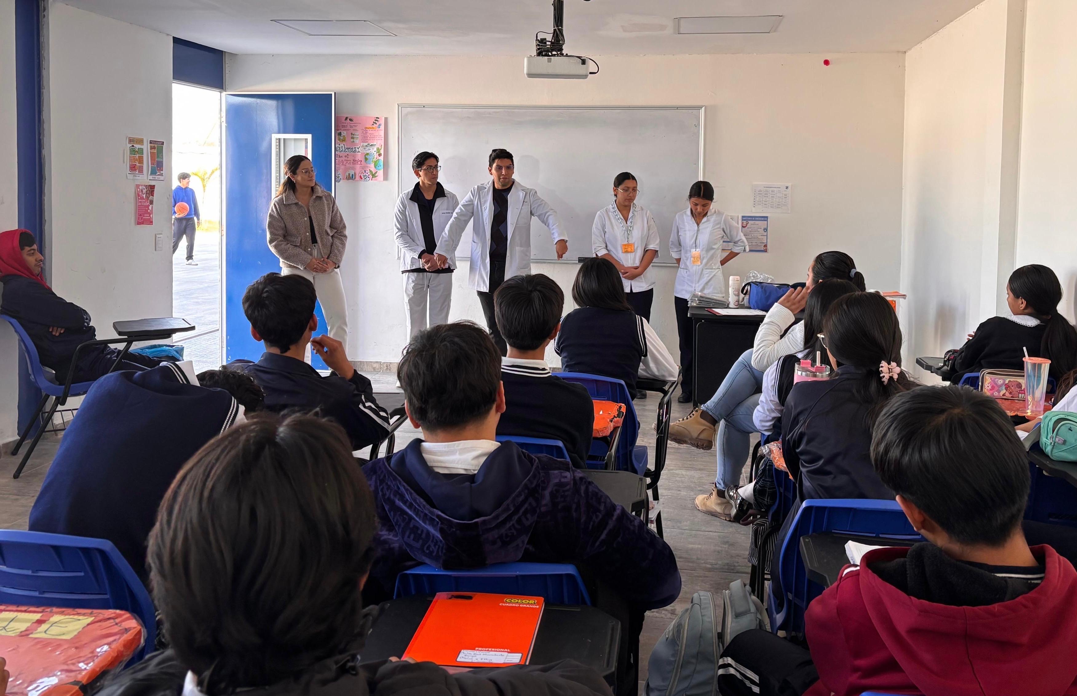 Instituto Municipal de la Juventud Pedro Escobedo beneficia a más de 600 alumnos
