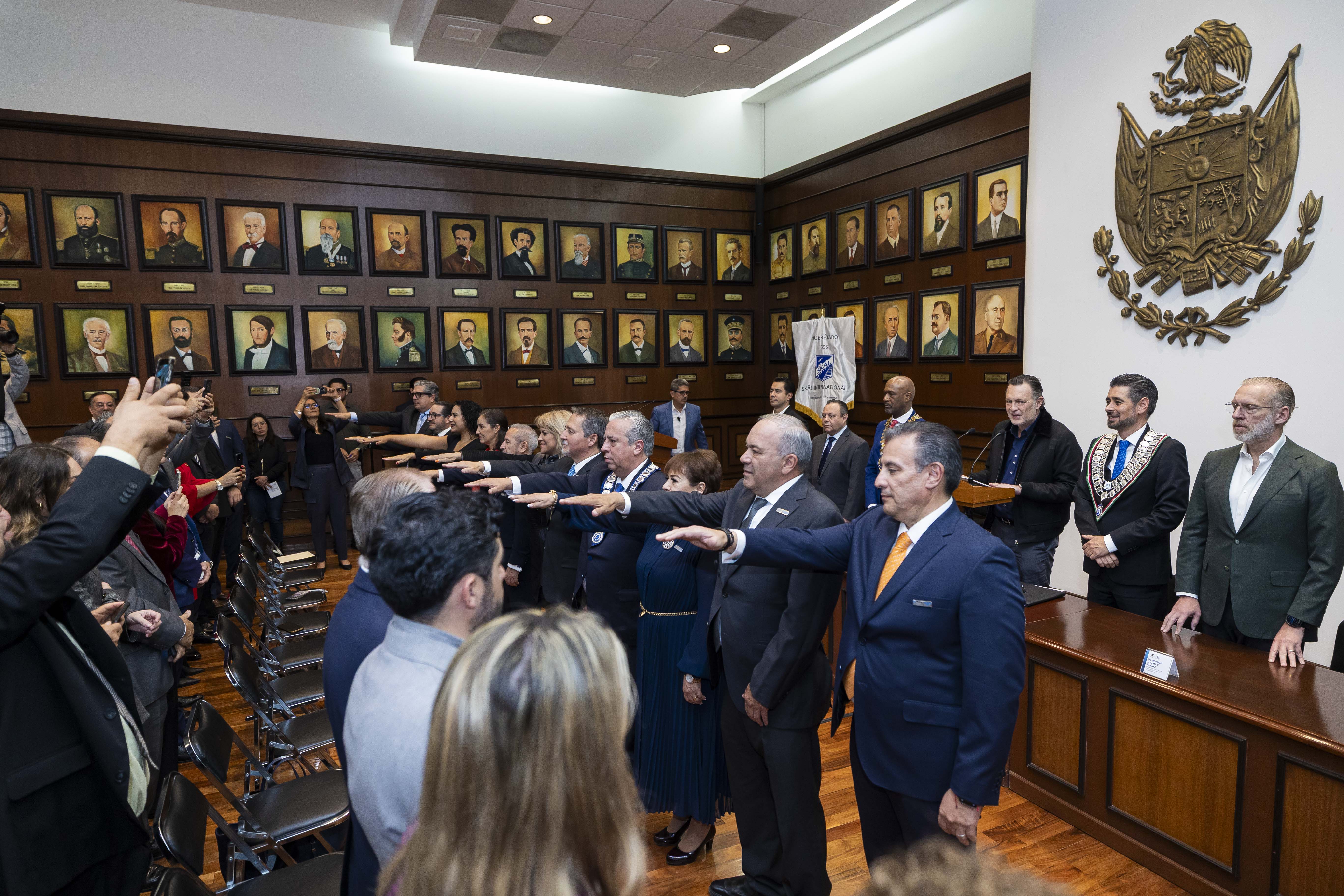Kuri toma protesta a SKÅL Querétaro y reafirma impulso al turismo