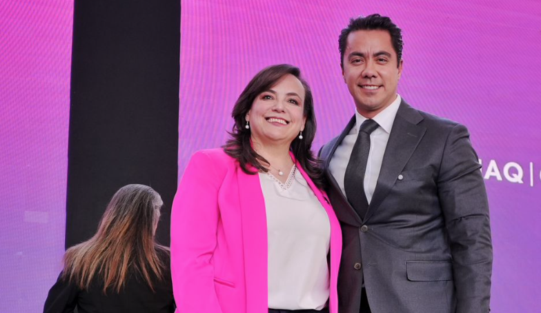 Felifer acompaña a la rectora de la UAQ en su 2 informe de actividades