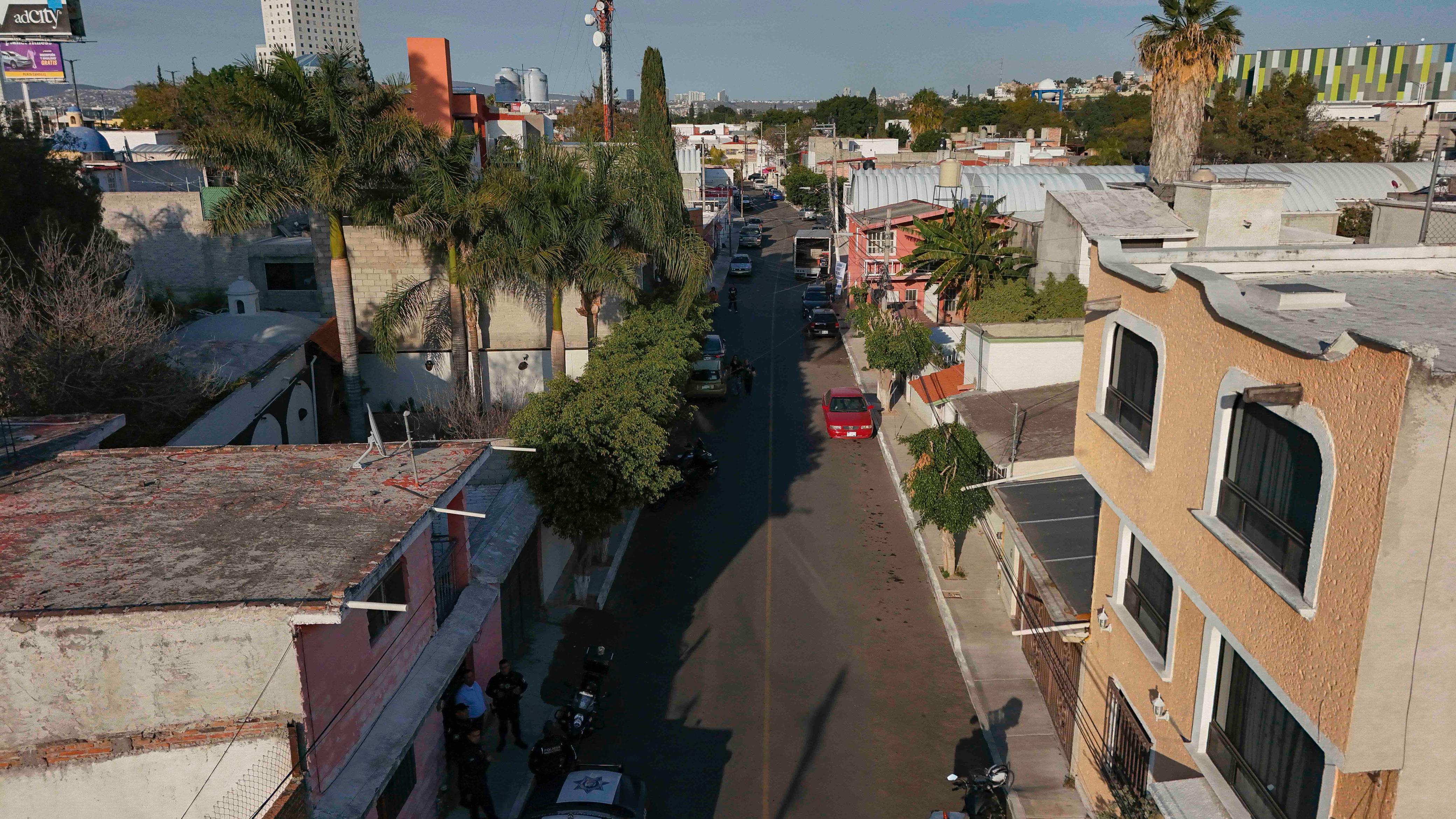 Entrega Chepe rehabilitación de calles en la colonia El Pocito