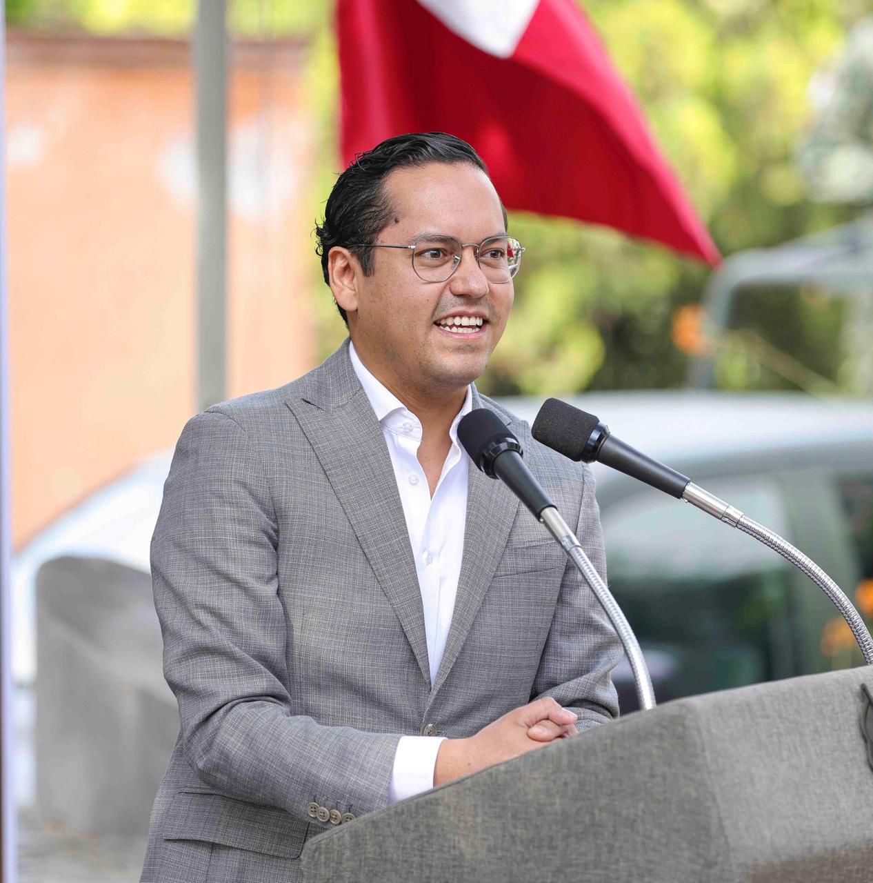 Chepe reta a Gilberto Herrera a un debate; lo acusa de oportunismo político