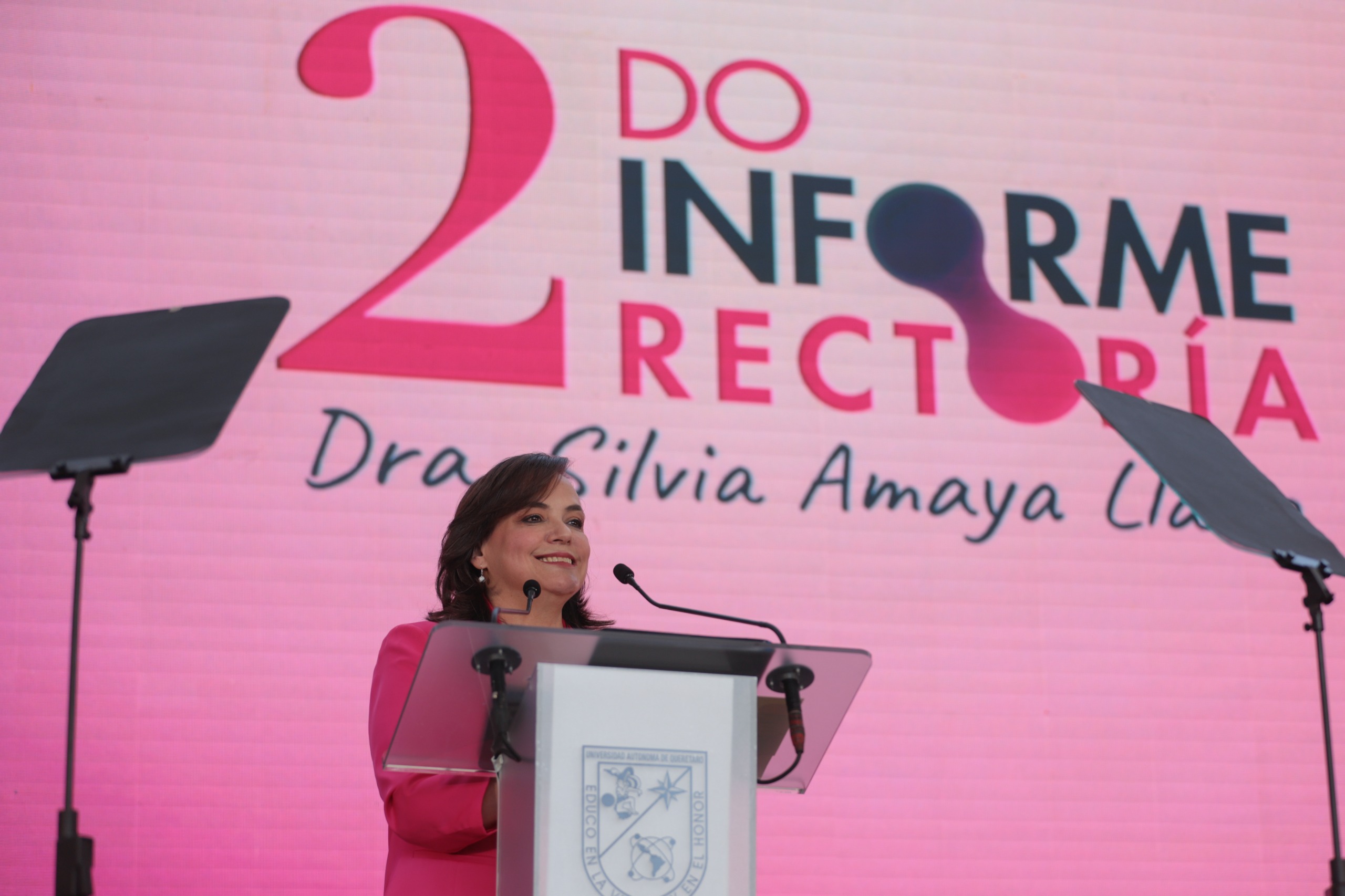 Presenta rectora de la UAQ, Silvia Amaya, su segundo informe
