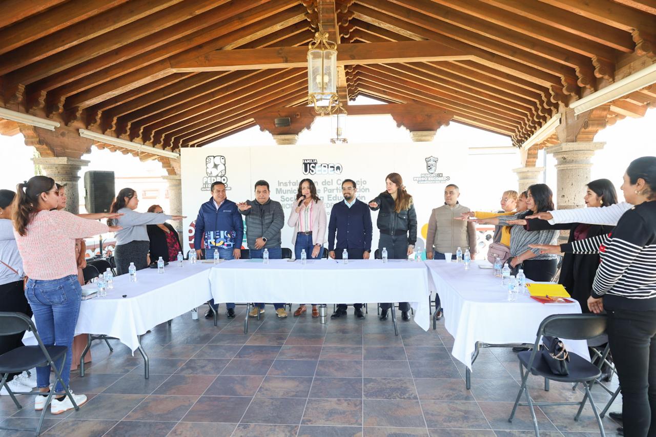 Instalan el Consejo Municipal de Participación Social en la Educación en Pedro Escobedo