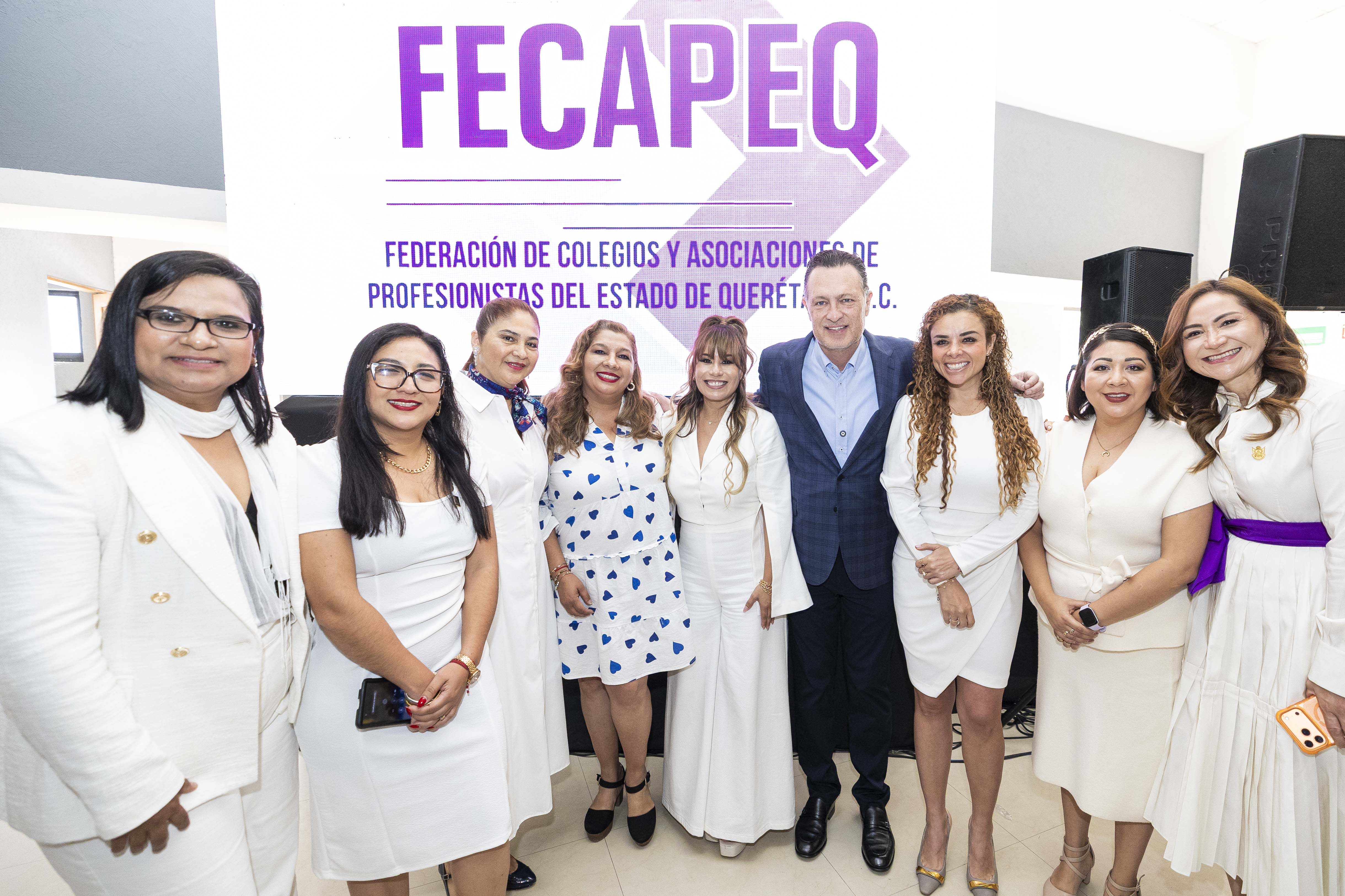 Asiste Gobernador a jornada de reflexión por el Día Internacional de la Mujer