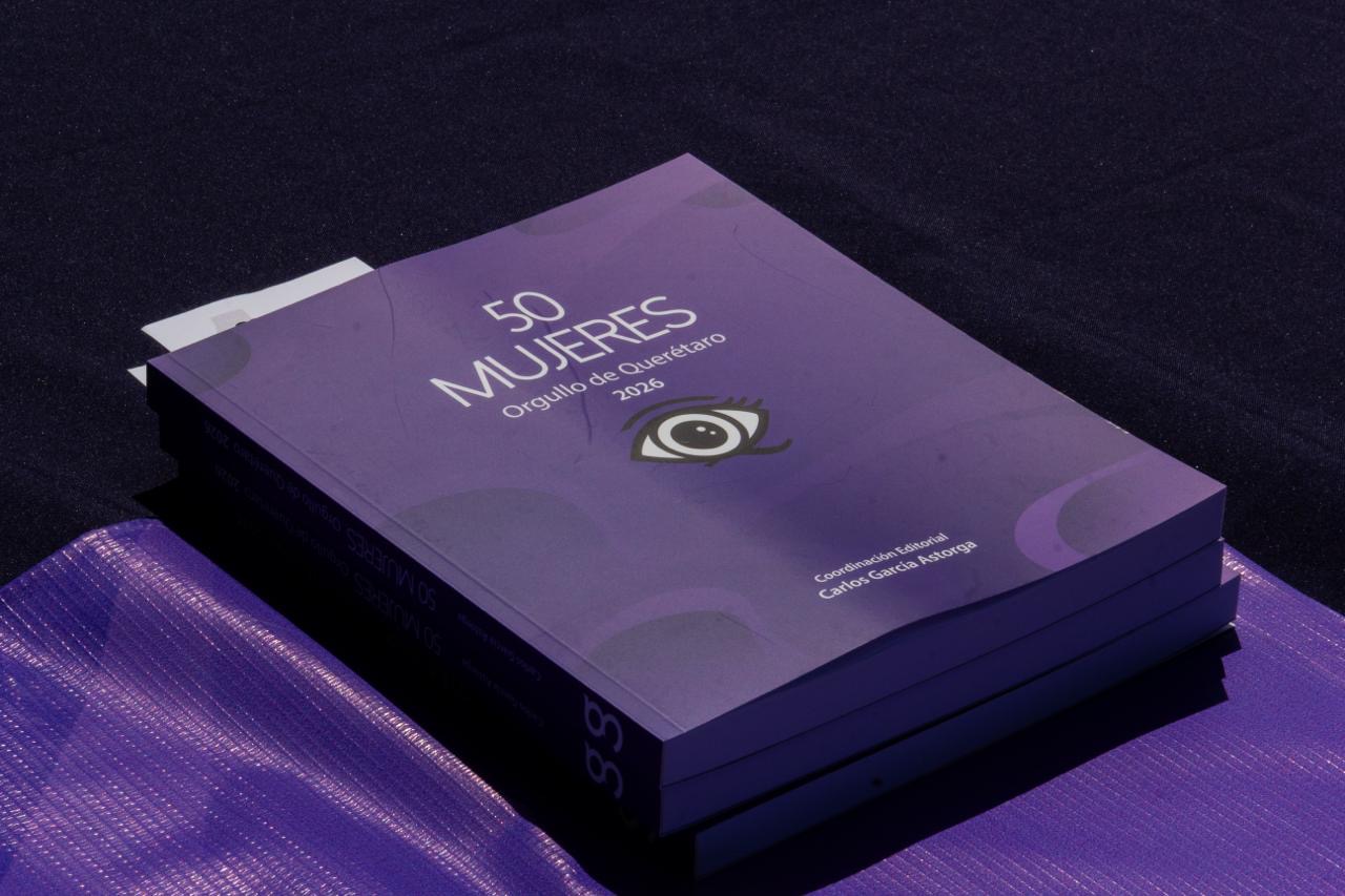 Presenta titular de la SECULT el libro 50 Mujeres, Orgullo de Querétaro