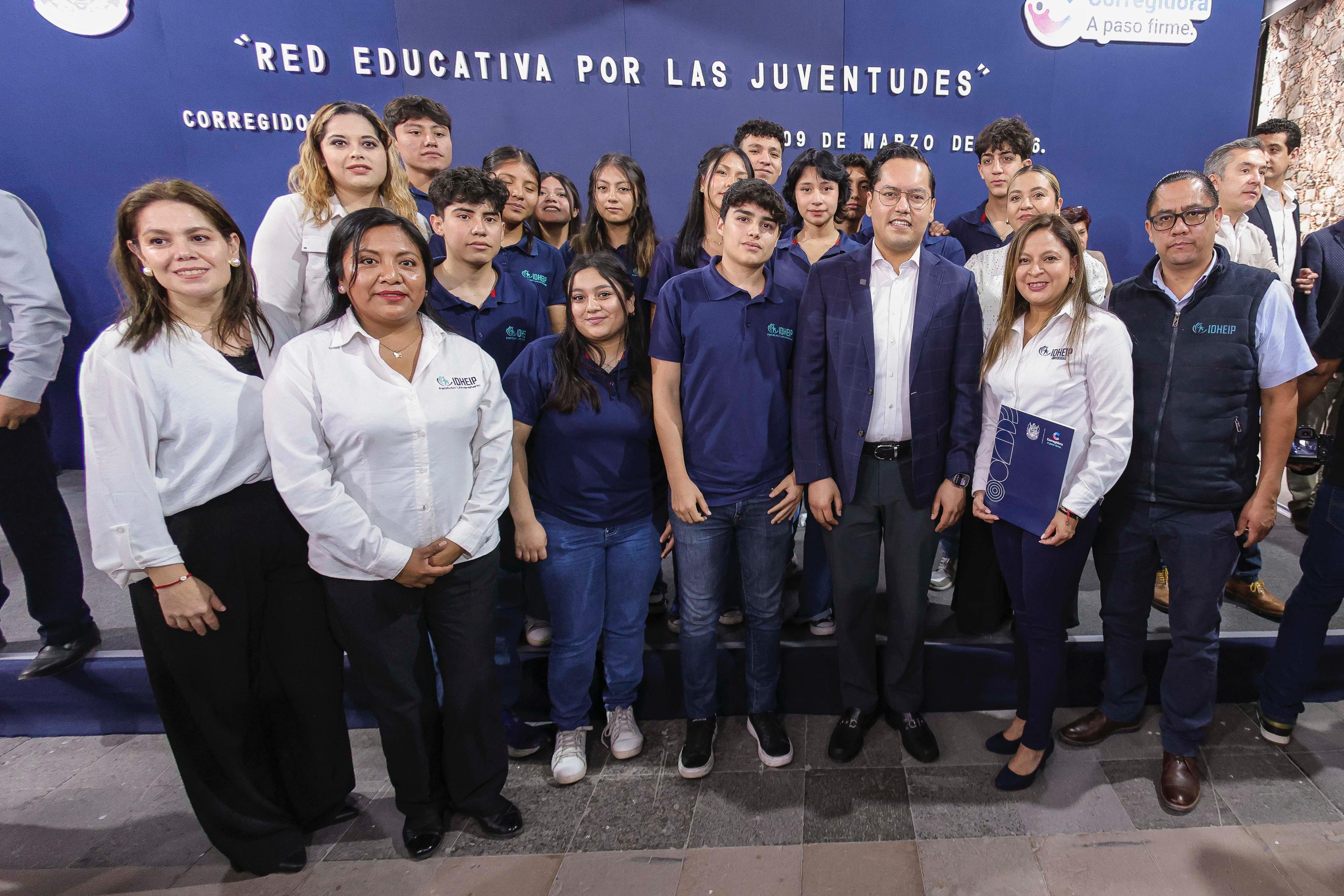 Reafirma Chepe convenio con 20 instituciones educativas de Corregidora