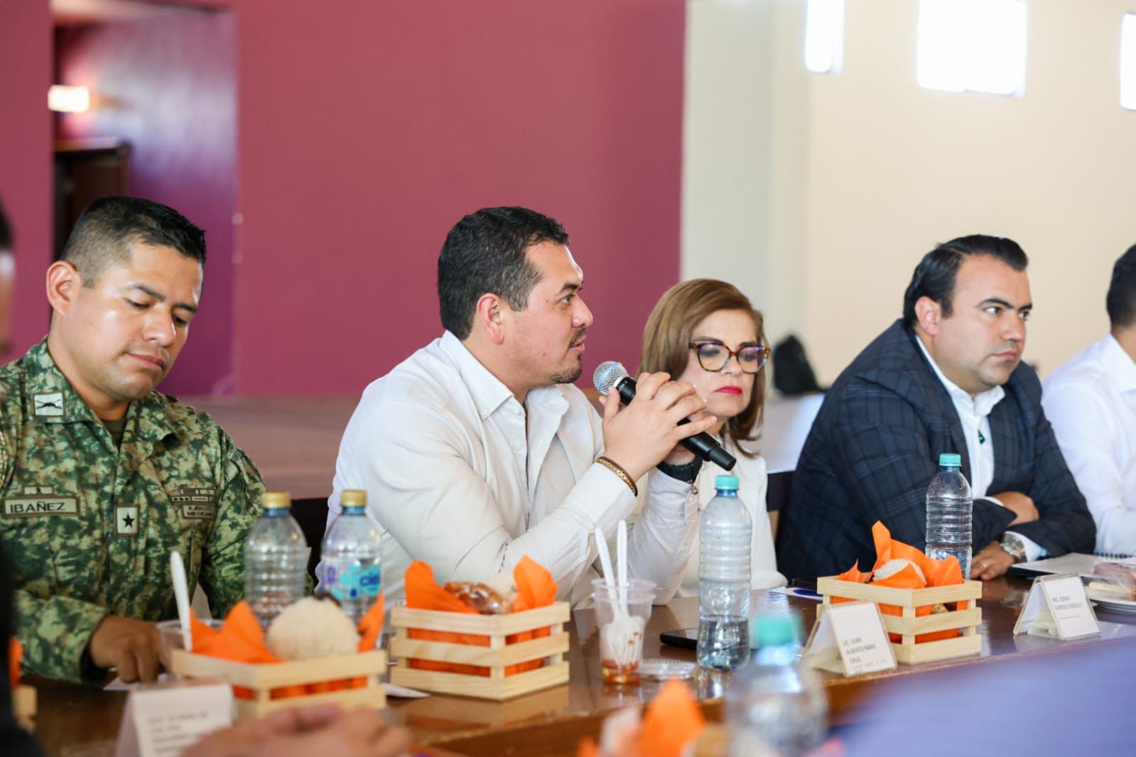 Pedro Escobedo presenta resultados en reunión estatal de Protección Civil