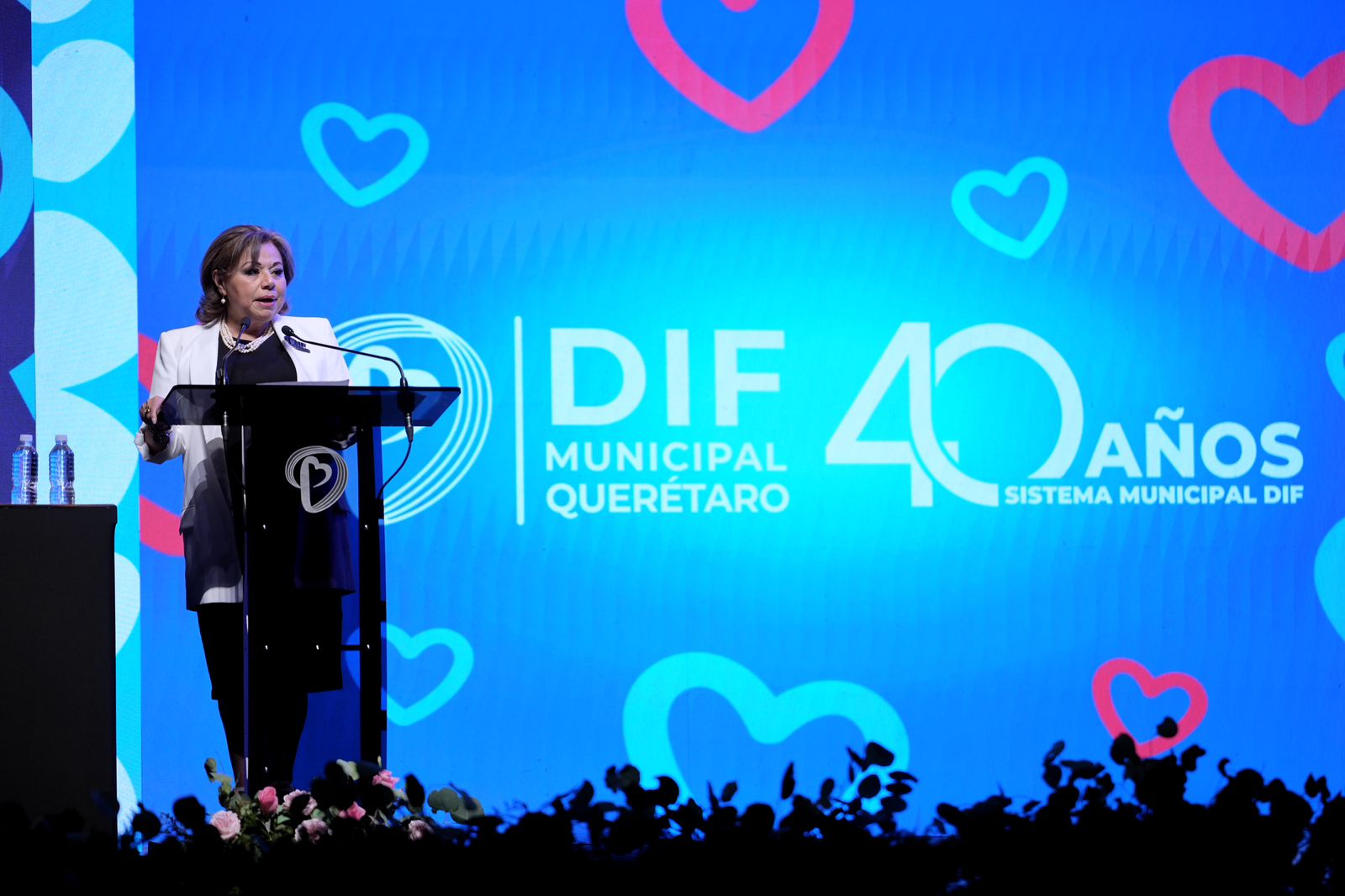 Reconoce Felifer Macías 40 años del DIF como pilar para fortalecer a las familias