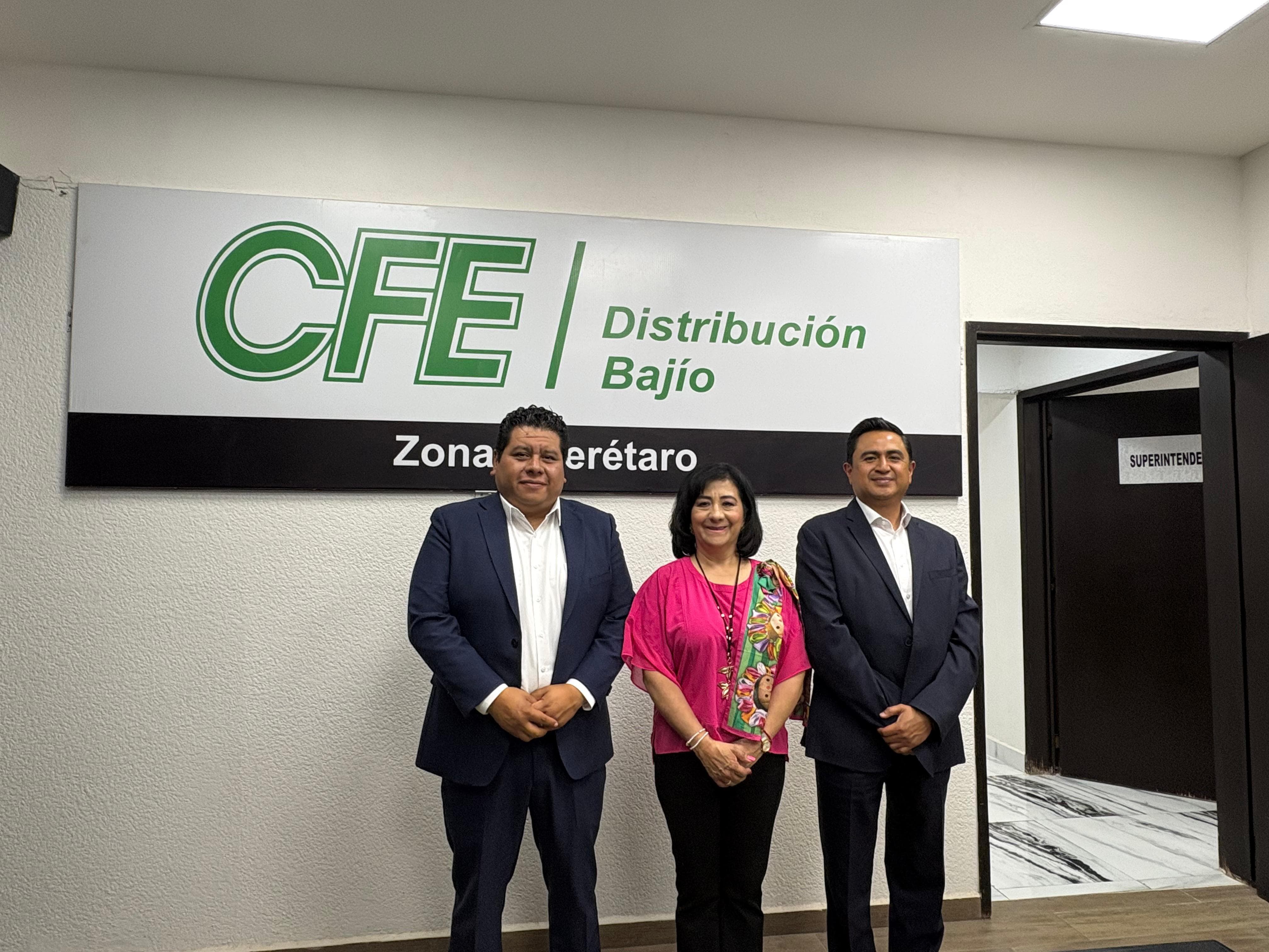 Se reúne Bety Robles con la CFE para atender demandas ciudadanas