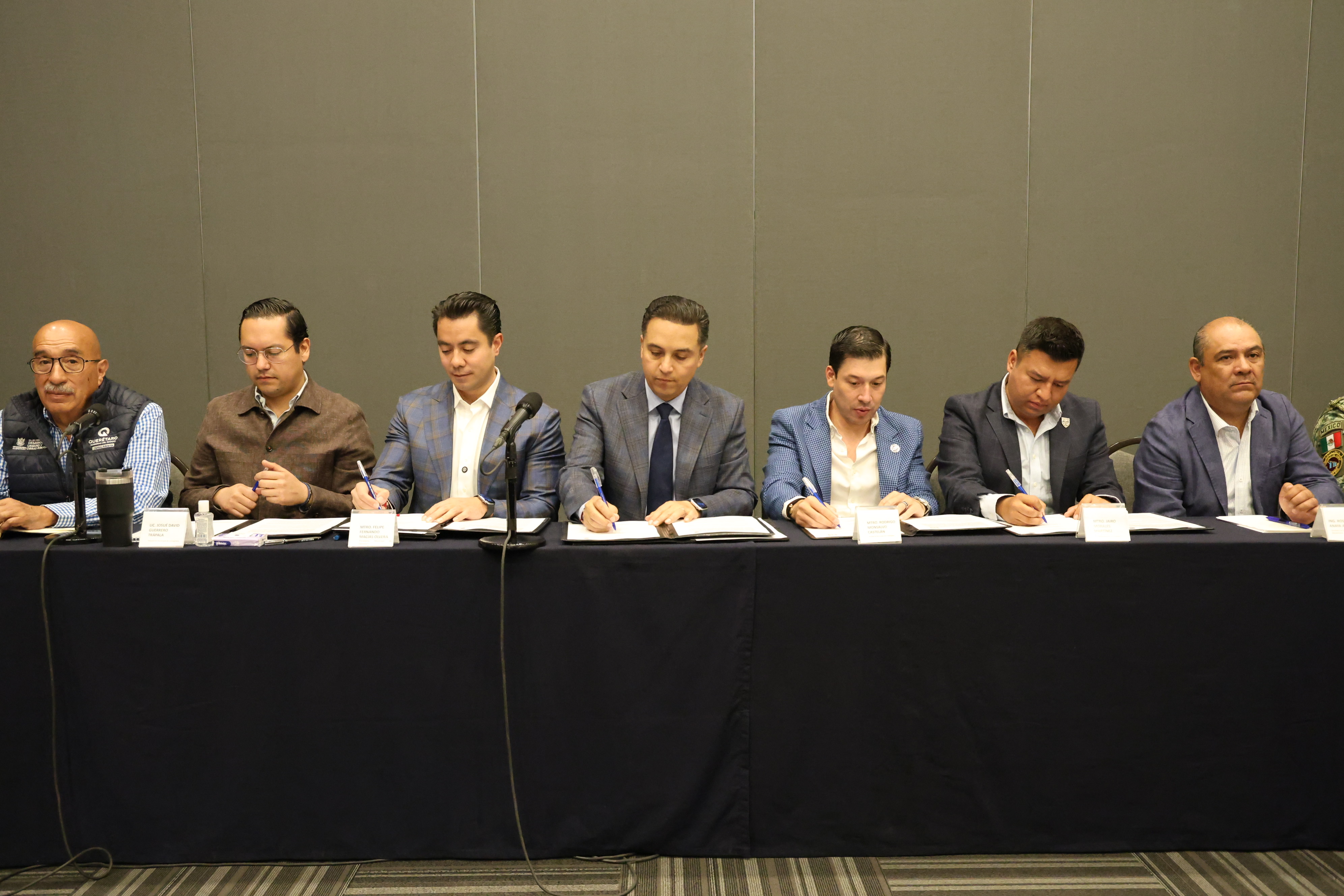 Se integran municipios de Zona Metropolitana al programa de regularización de establecimientos con venta de alcohol