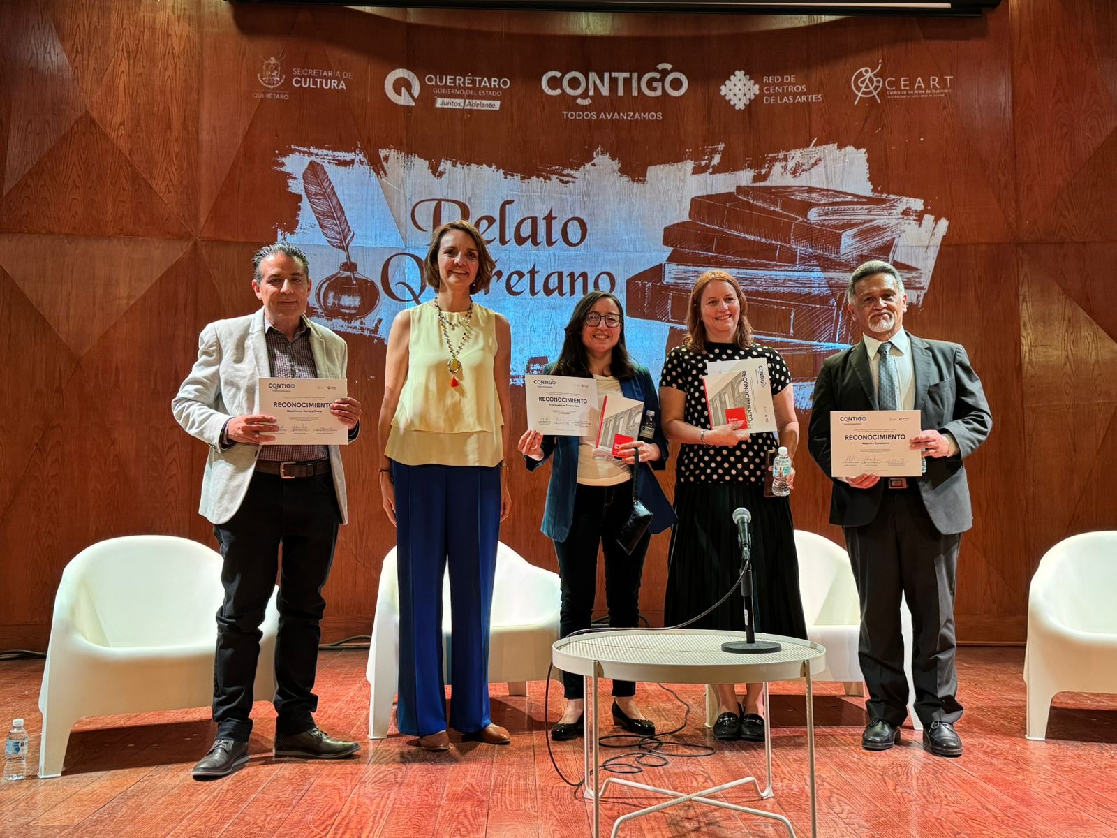 Presenta López Birlain, titular de la Secult, el libro Relato Queretano
