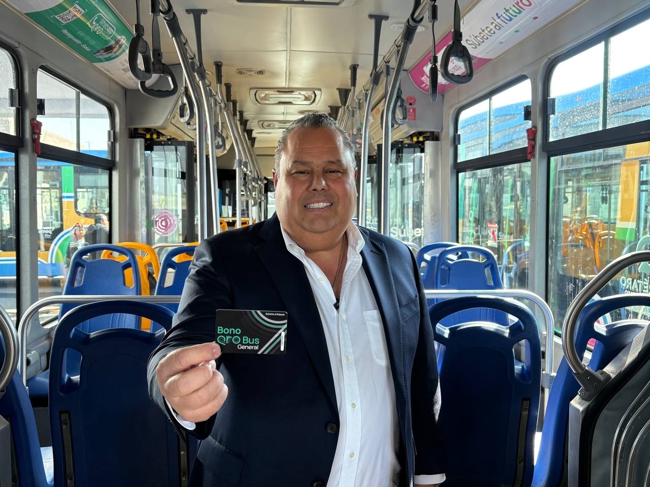 Más de mil 400 usuarios ya cuentan con la Tarjeta Bono Qrobus: Gerardo Cuanalo