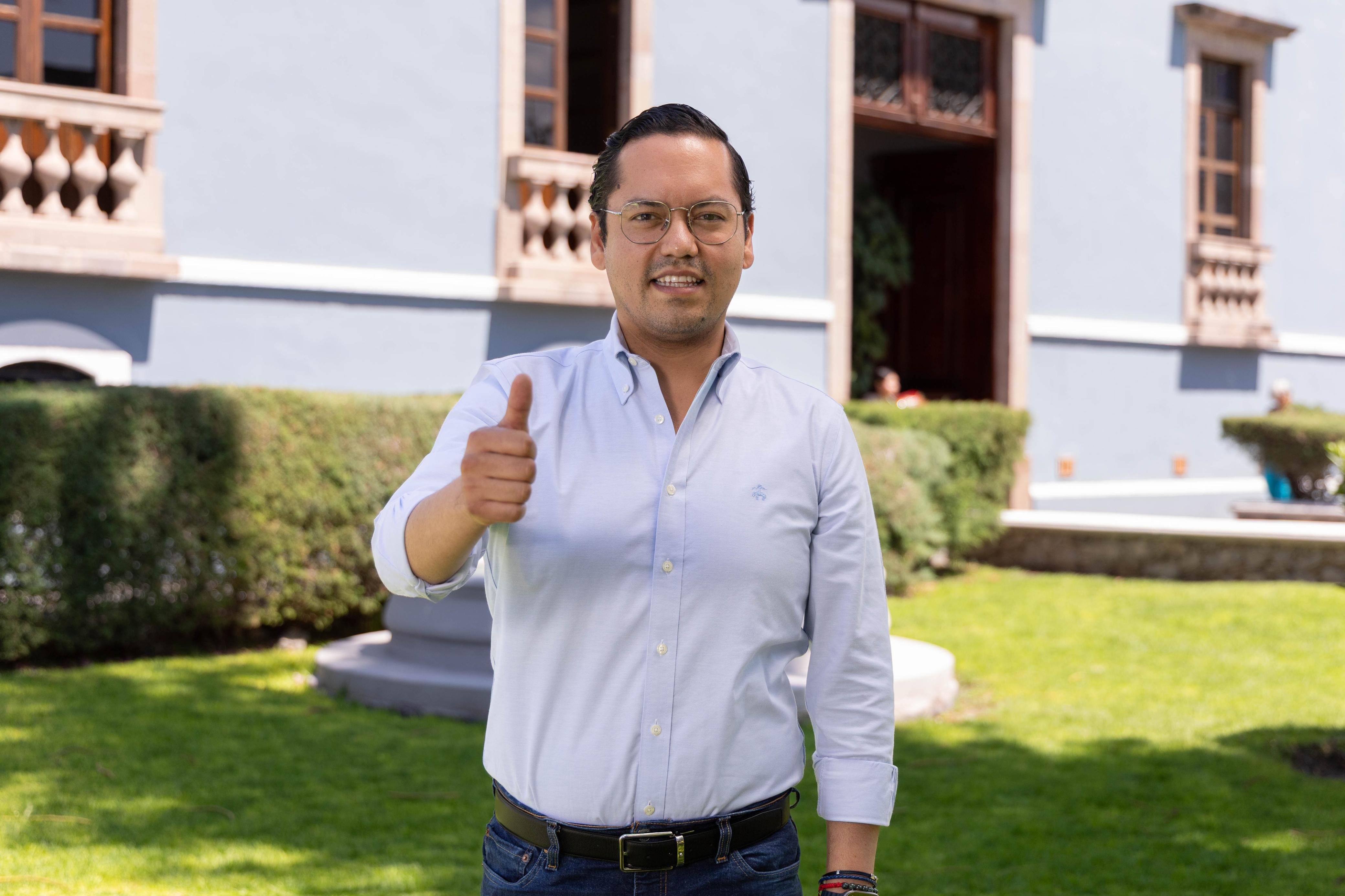 Anuncia Chepe Guerrero nueva inversión de Liebherr en Corregidora