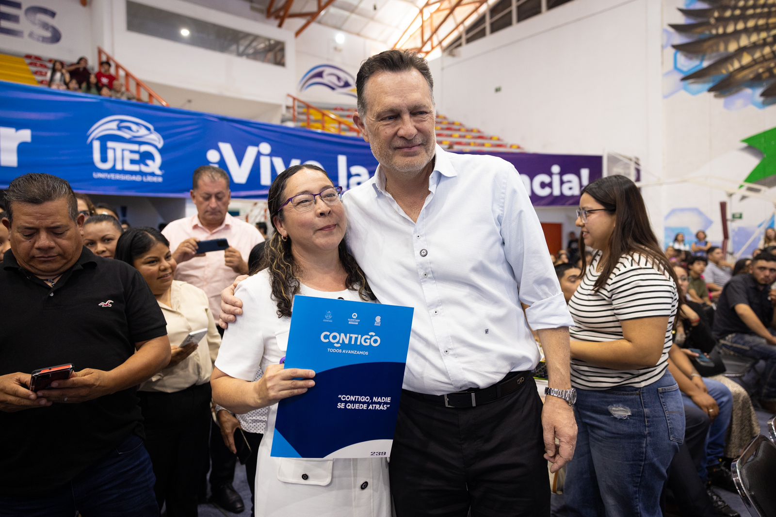 Encabeza Gobernador graduación del programa 
