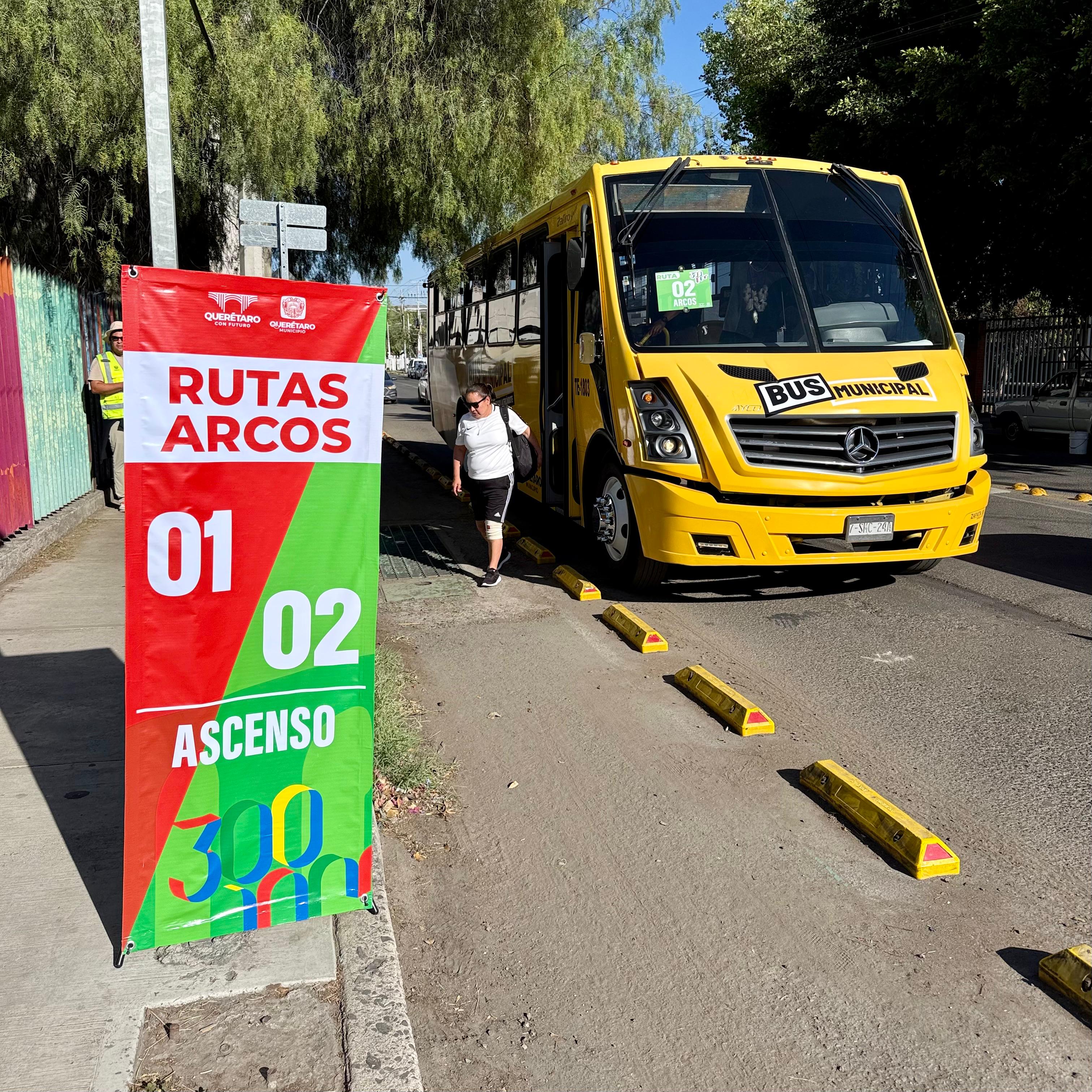 Transporte gratuito trasladó a más de 3 mil personas a celebración por 300 años del Acueducto