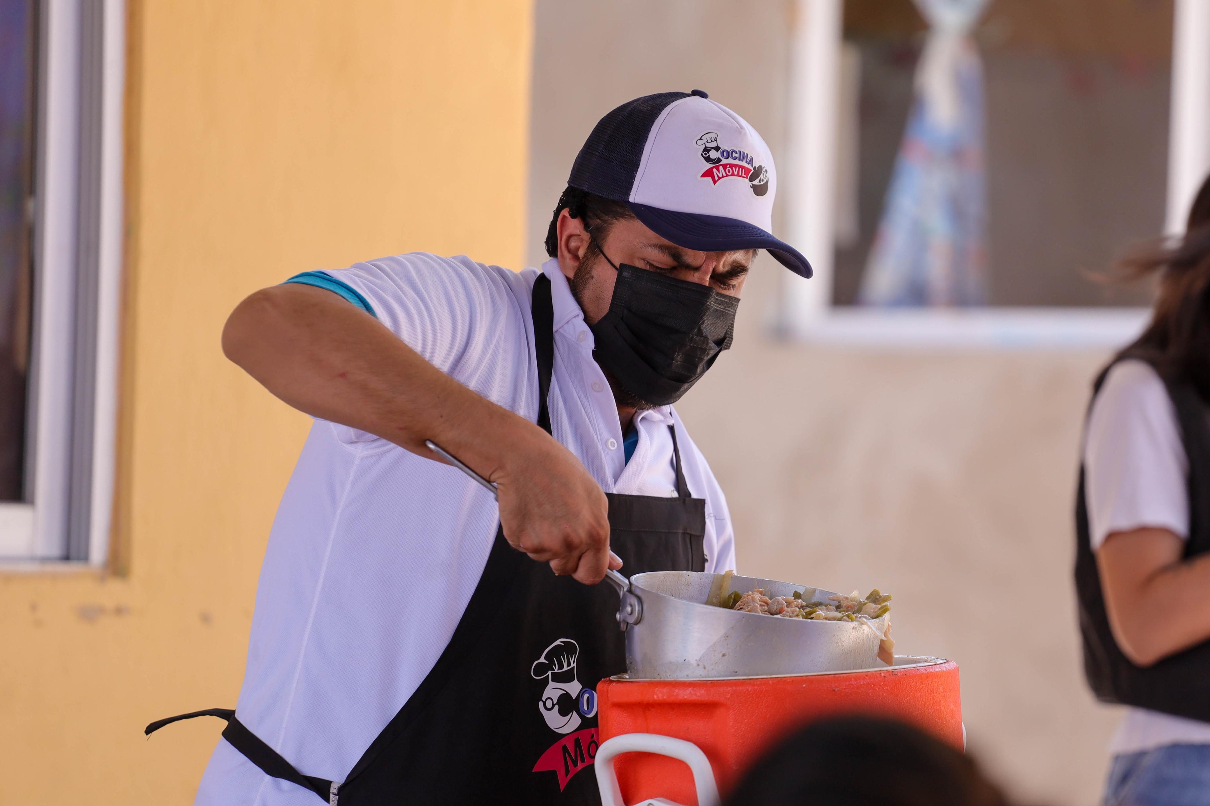 “Cocina Móvil” lleva alimentos gratuitos a familias de Purísima de La Cueva, Corregidora