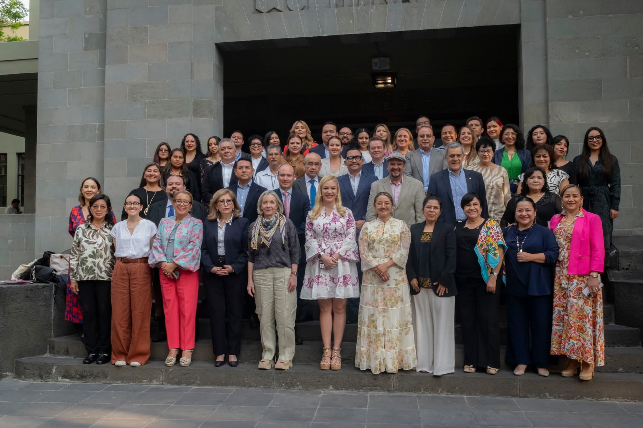 Querétaro presente en la instalación del Comité Nacional de Partería
