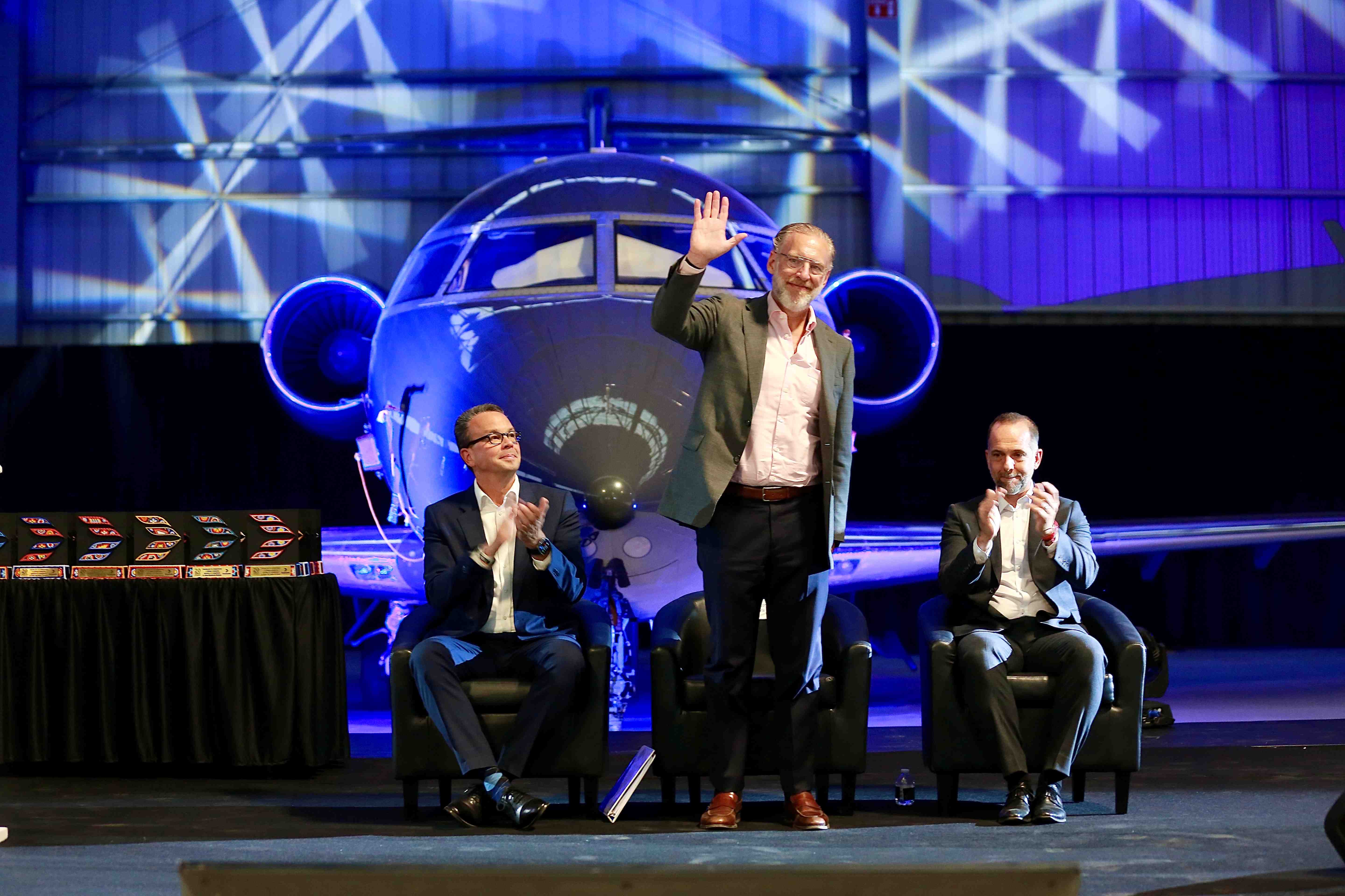 Celebra Bombardier 20 años de colaboración con Querétaro