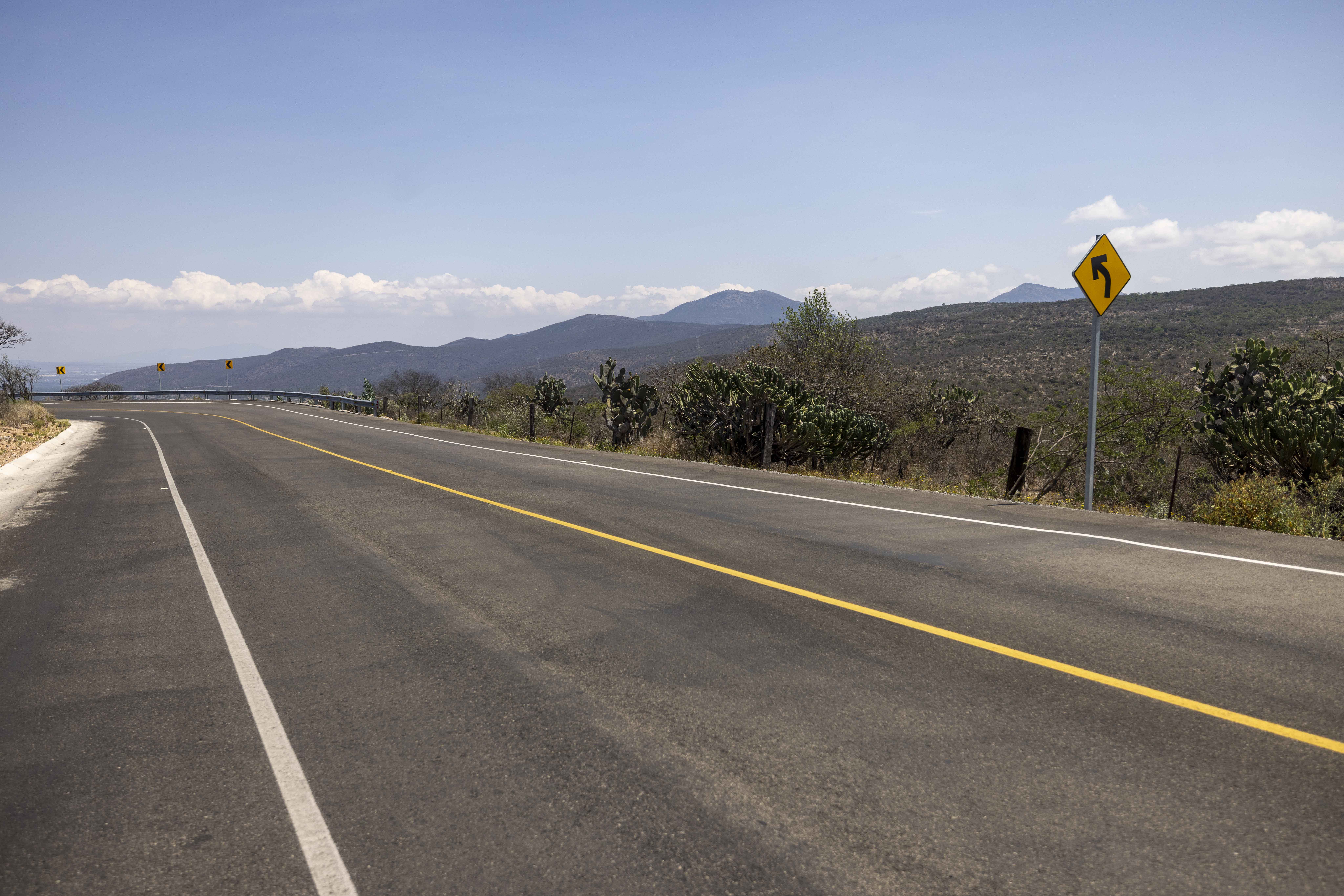 Entrega Gobernador obras que fortalecen la movilidad en San Juan del Río